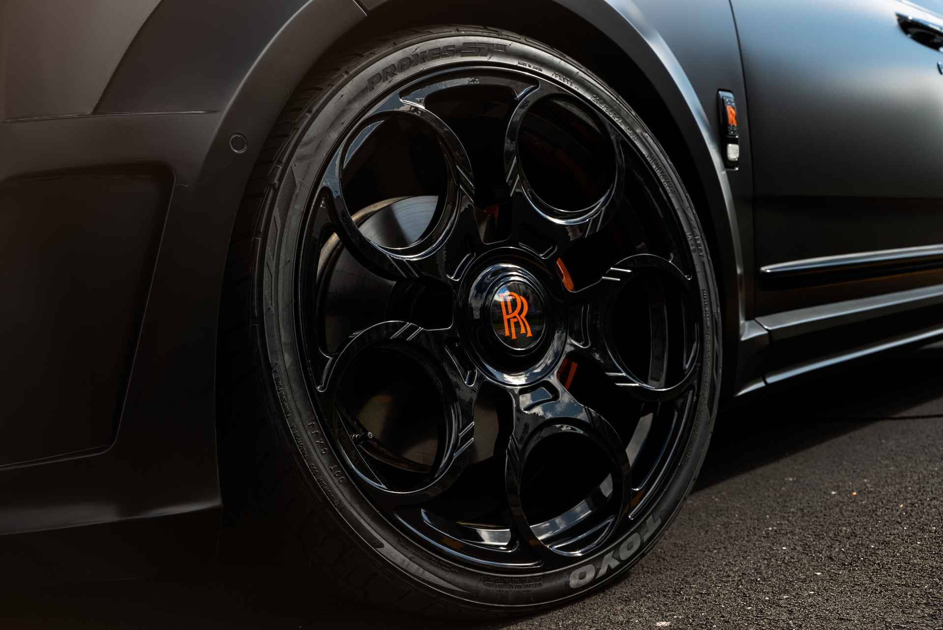 Rolls Royce Cullinan on Novitec Wheels