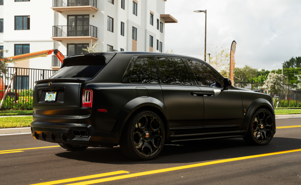 Rolls Royce Cullinan on Novitec Wheels
