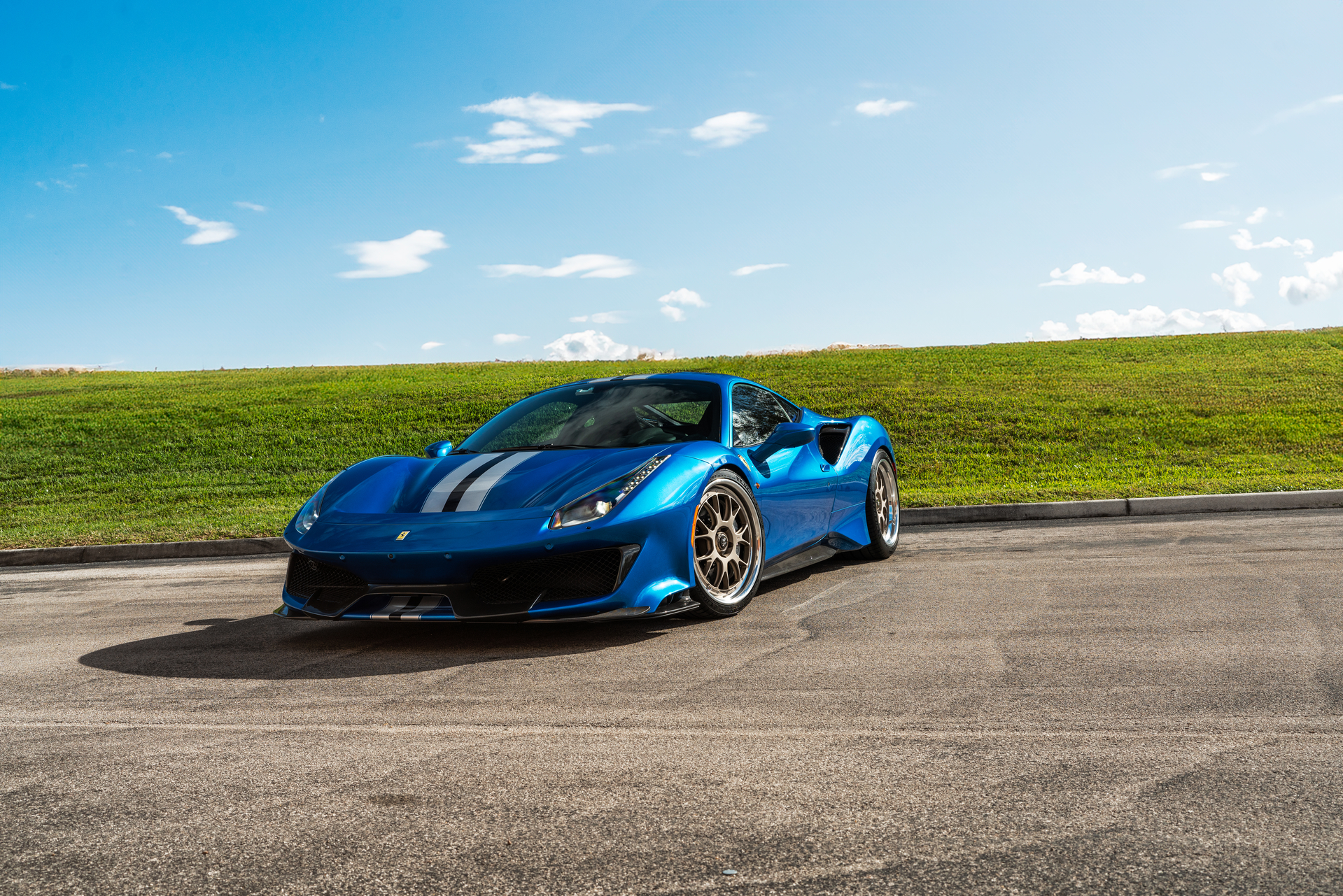 Ferrari 488 Pista on 1886 Wheels