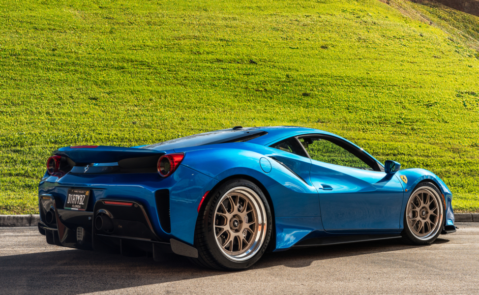 Ferrari 488 Pista on 1886 Wheels