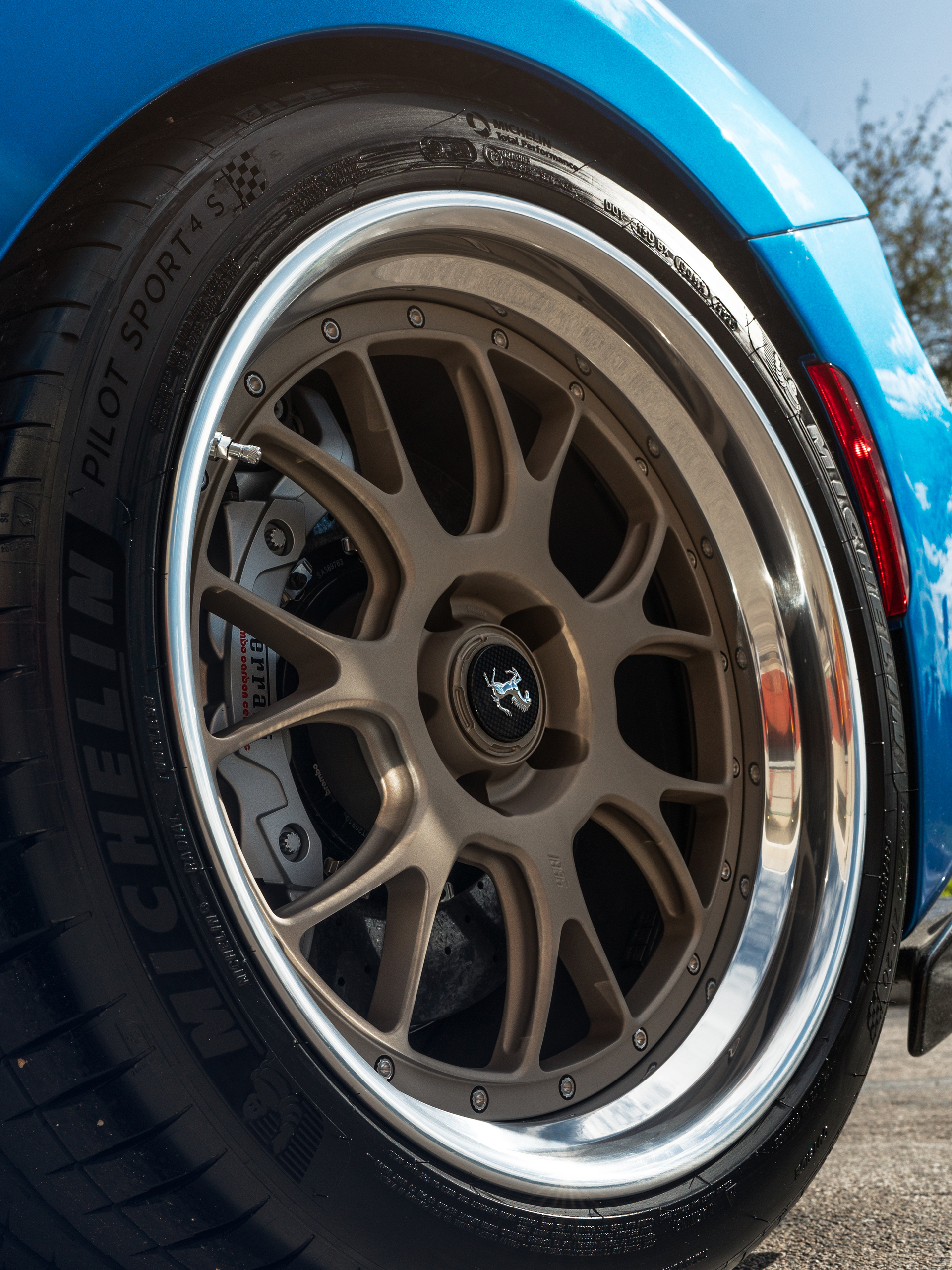 Ferrari 488 Pista on 1886 Wheels