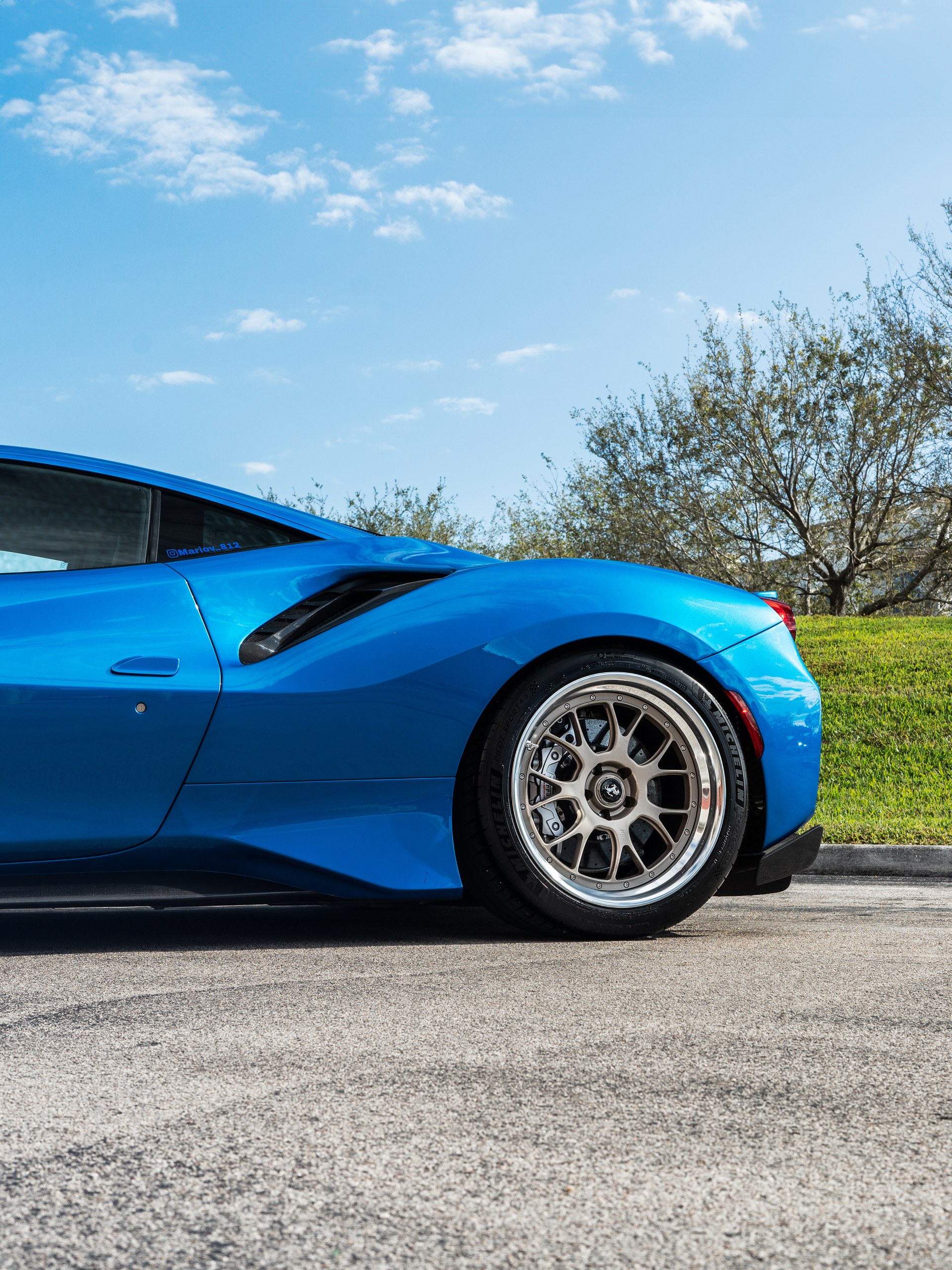 Ferrari 488 Pista on 1886 Wheels