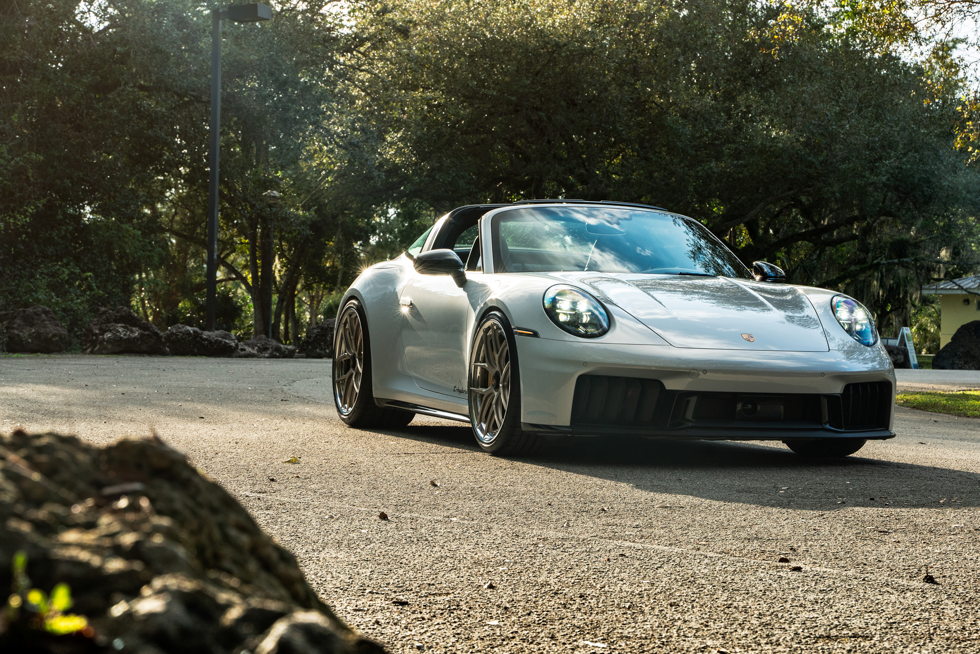 Porsche 992 GTS on HRE S101SC