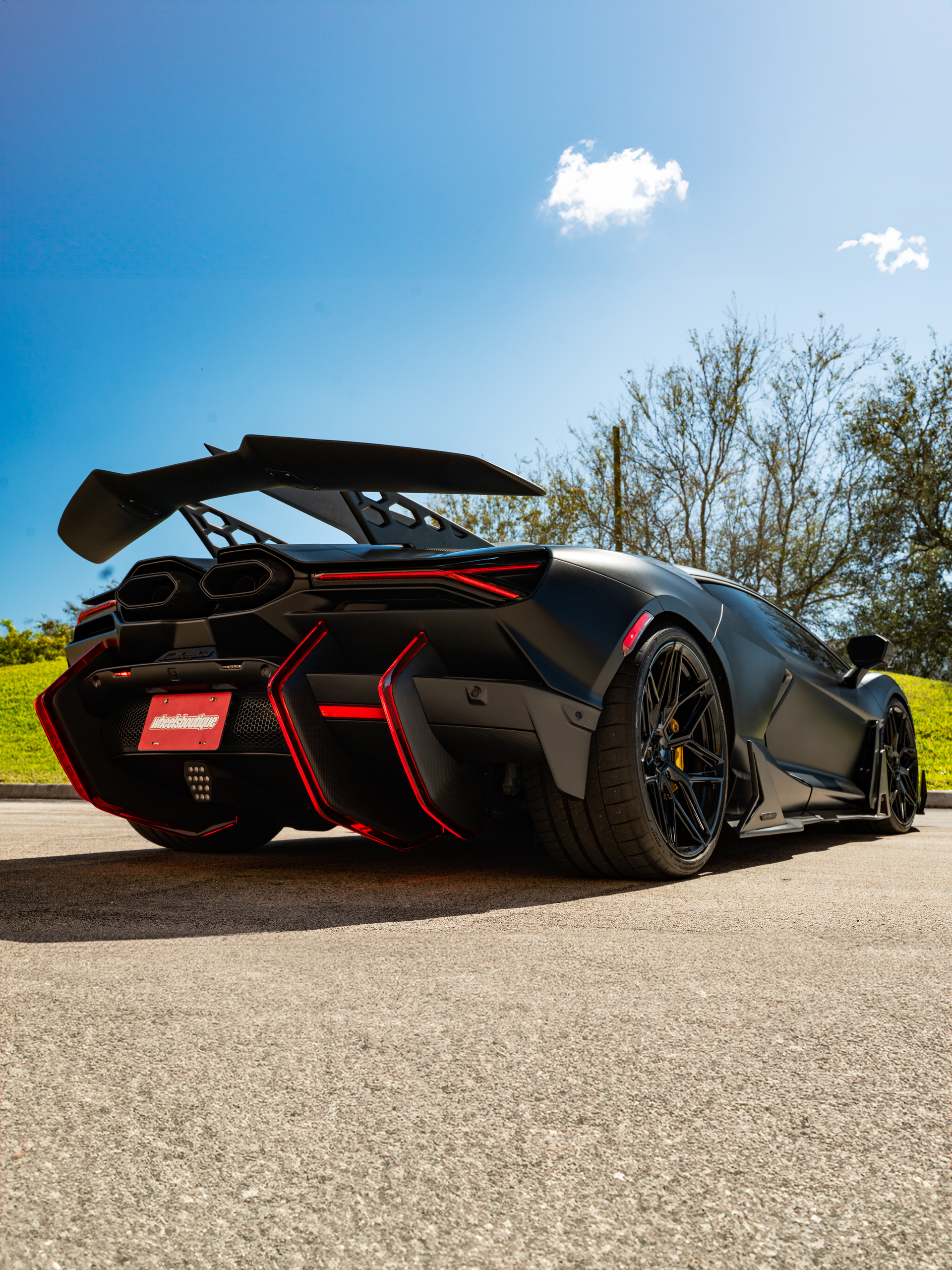 Lamborghini Revuelto on Duke Dynamics Aero Kit.