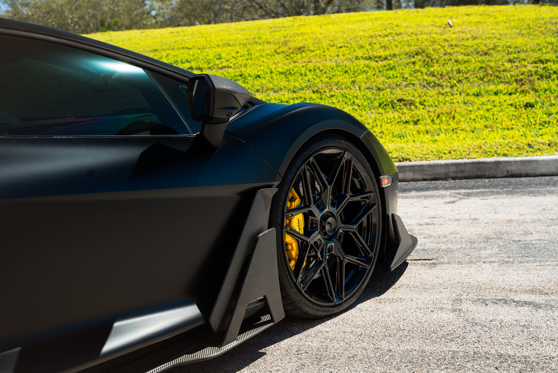 Lamborghini Revuelto on Duke Dynamics Aero Kit.