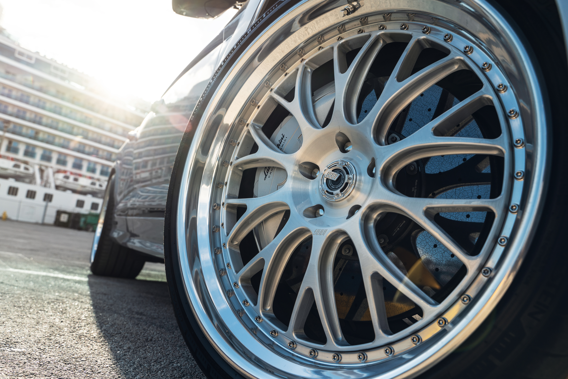 Lamborghini URUS on 1886 Wheels