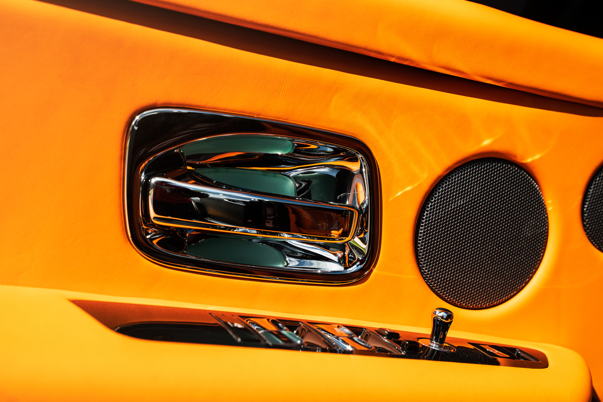 Rolls Royce Cullinan on Novitec Wheels