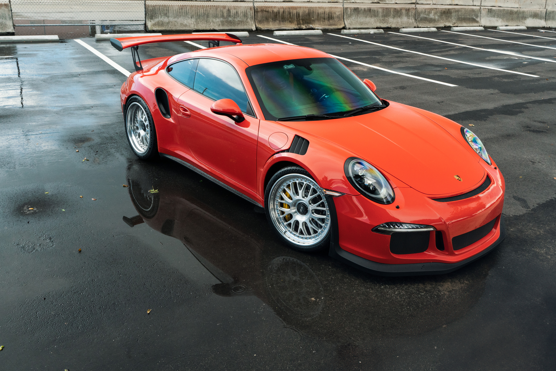 Porsche 992 GT3 on 1886 wheels