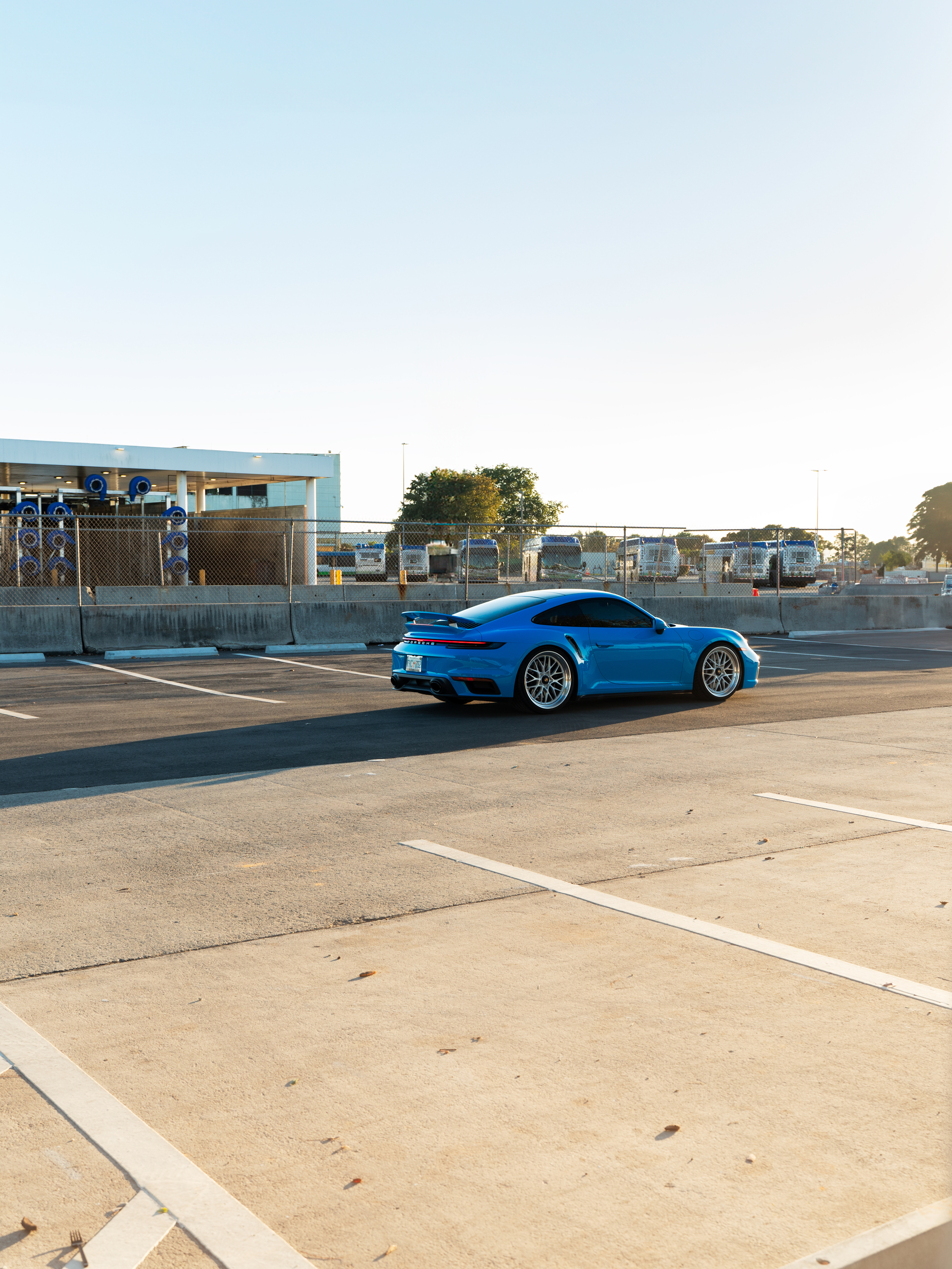 Riviera Blue Porsche 992 on HRE 520