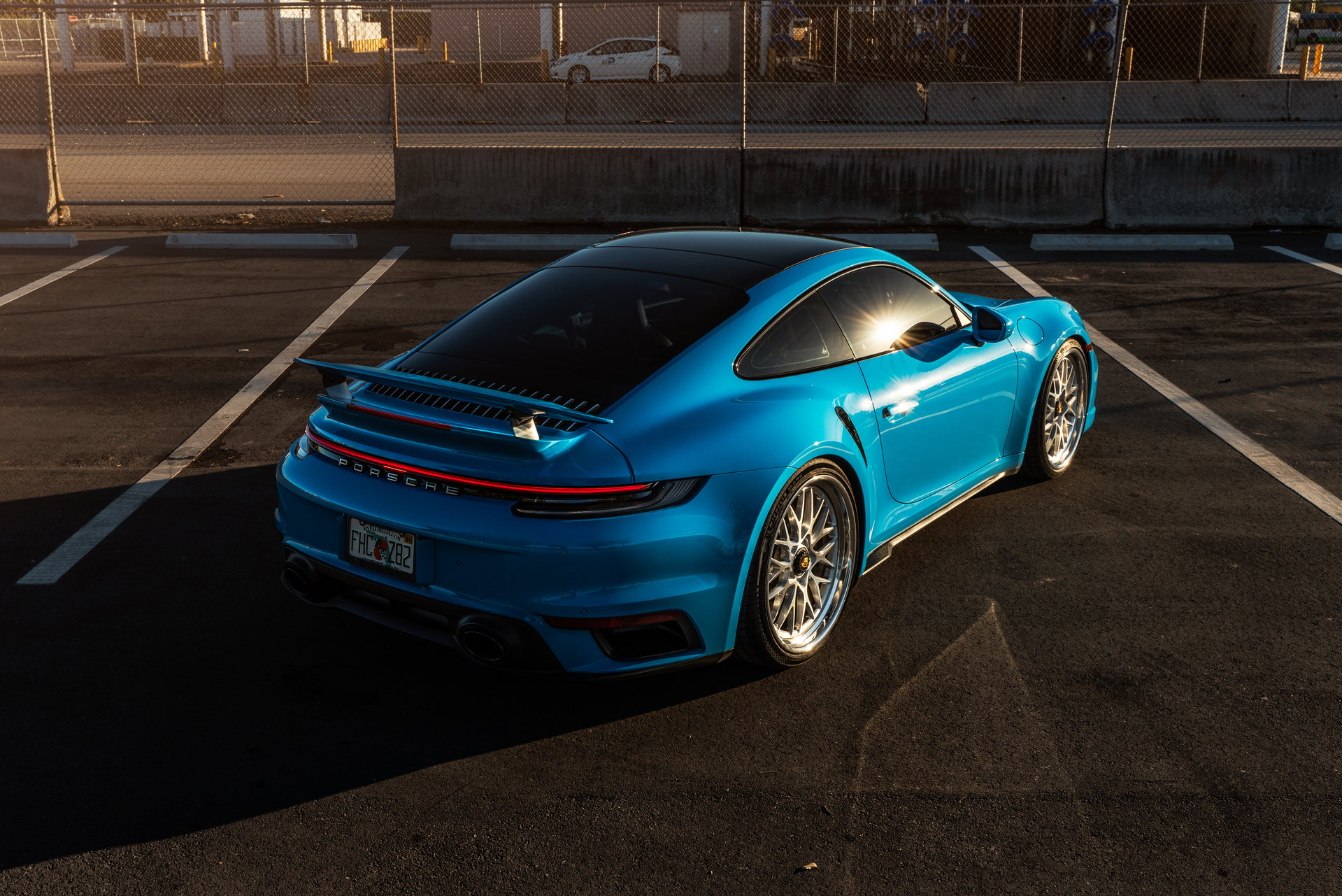 Riviera Blue Porsche 992 on HRE 520