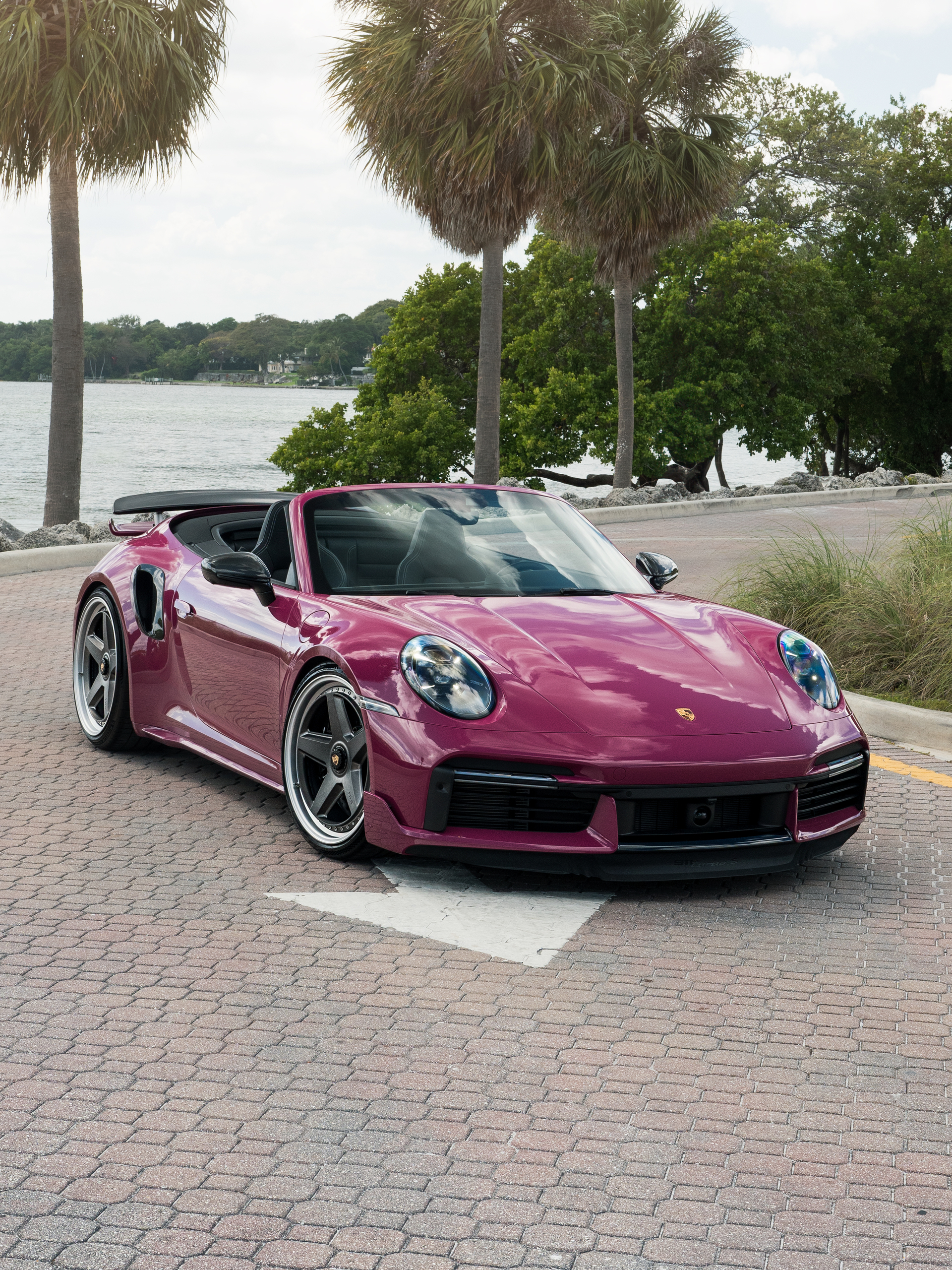 Porsche 992 Ruby Star on HRE 517 Wheels