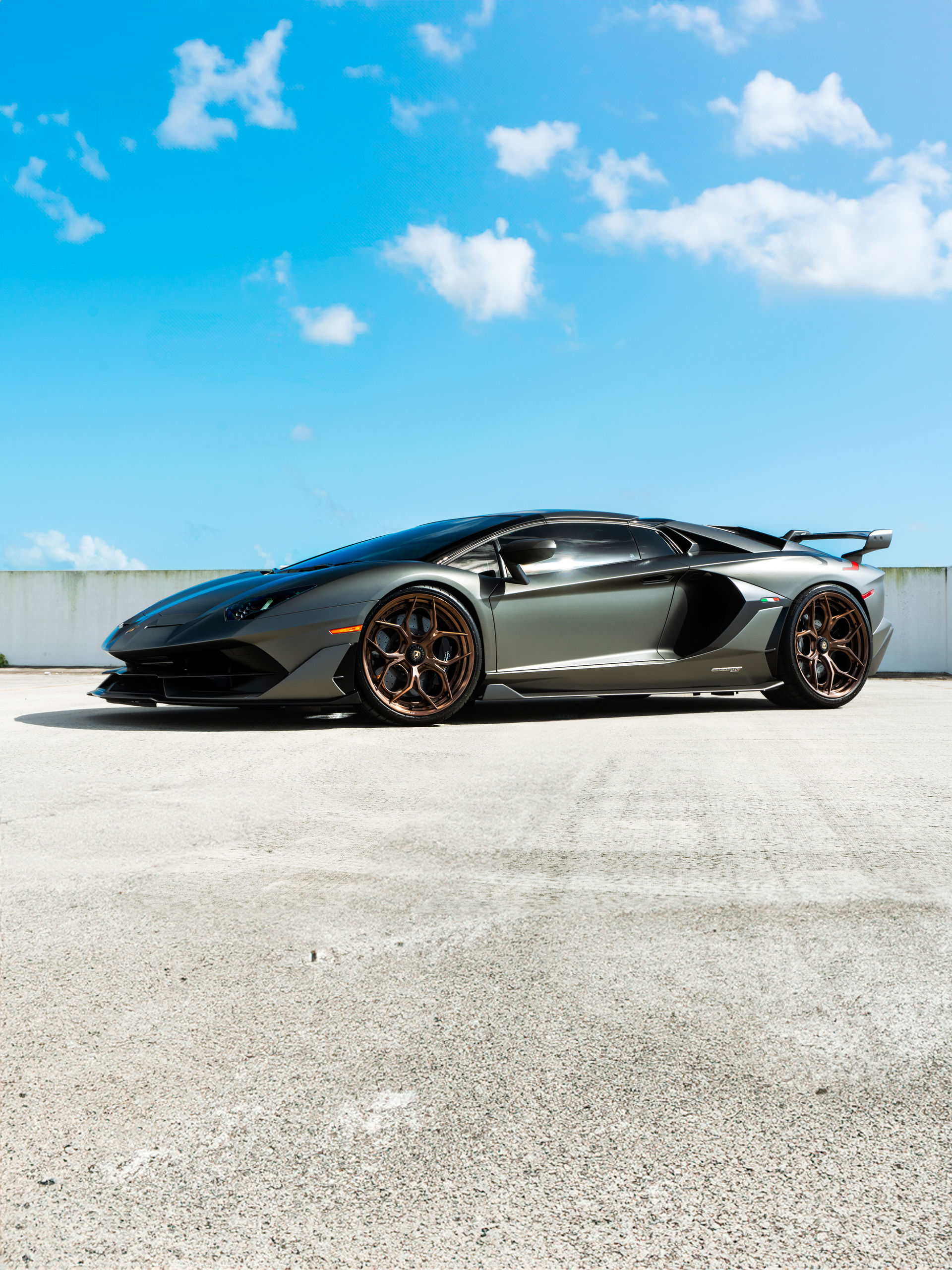 Lamborghini Aventador SVJ Roadster on HRE S111SC