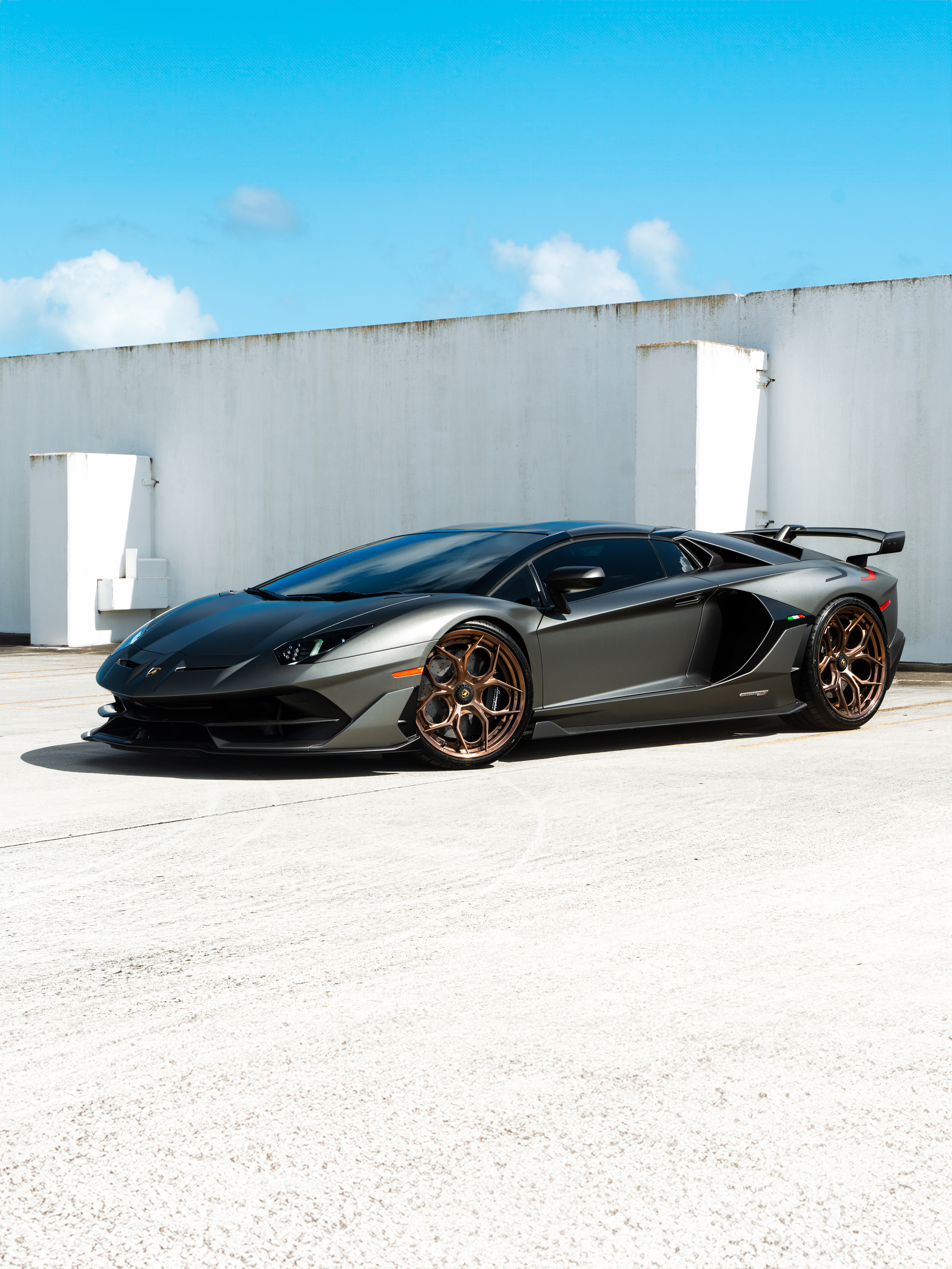 Lamborghini Aventador SVJ Roadster on HRE S111SC