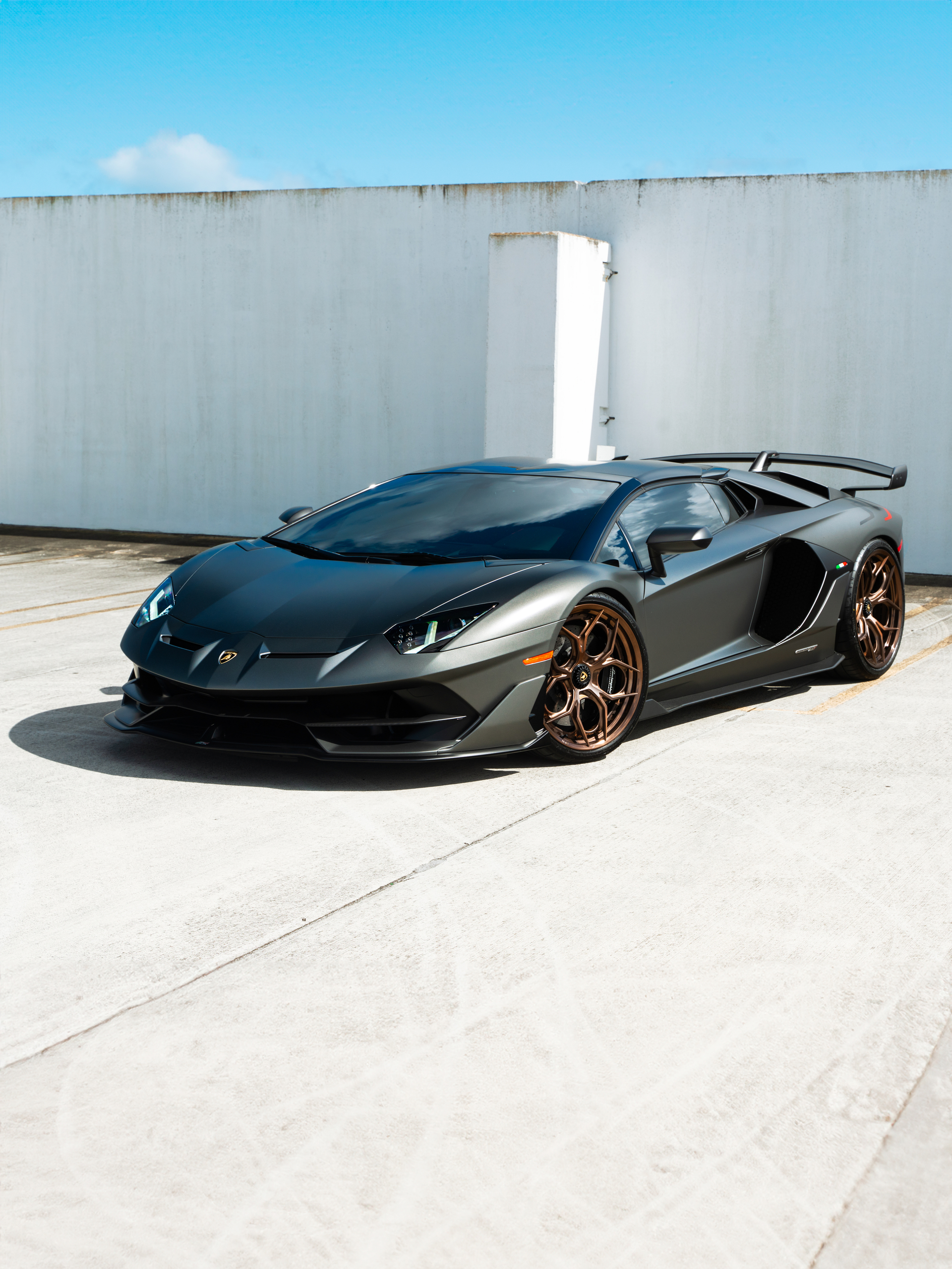 Lamborghini Aventador SVJ Roadster on HRE S111SC