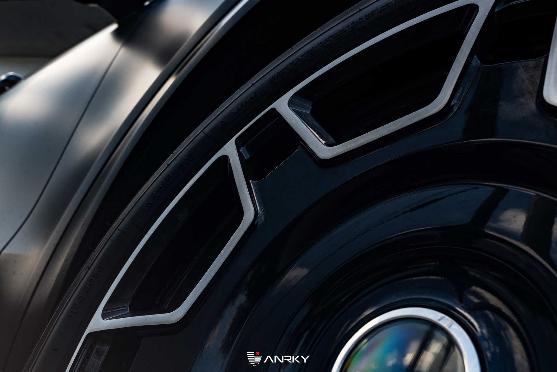 Cadillac Escalade iQ  | | on ANRKY RF-77 | Two Tone: Gloss Black Face + Brushed Windows 
