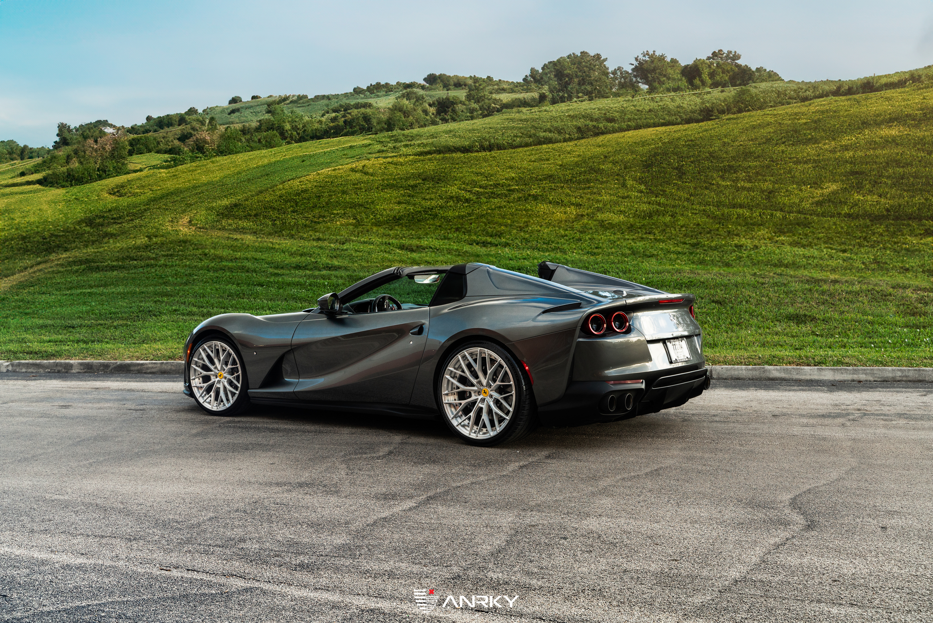 Ferrari 812 | Grigio Silver Stone | on ANRKY AN20 | Brushed Clear