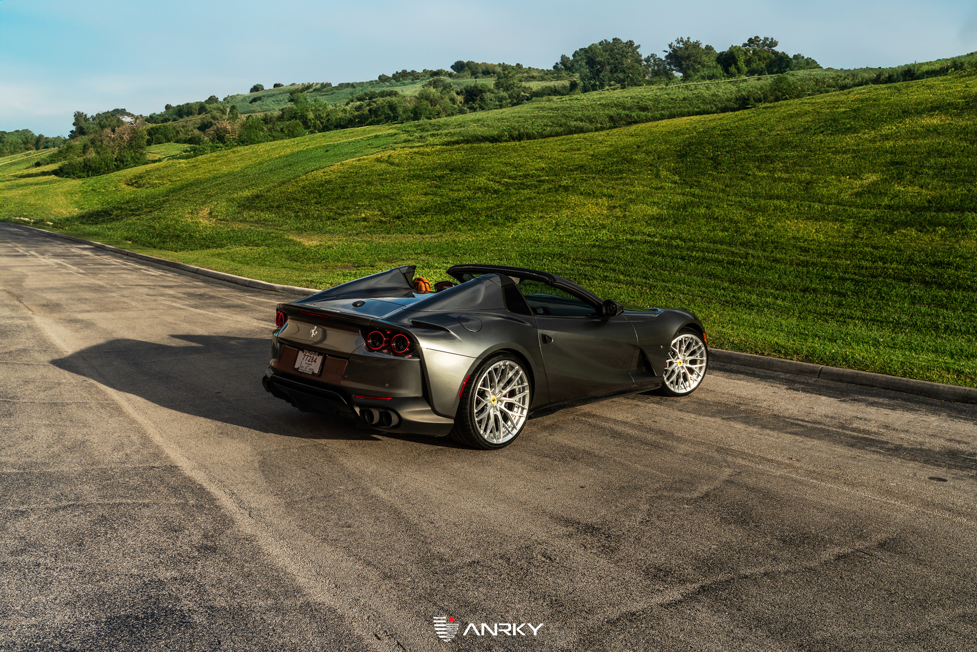 Ferrari 812 | Grigio Silver Stone | on ANRKY AN20 | Brushed Clear