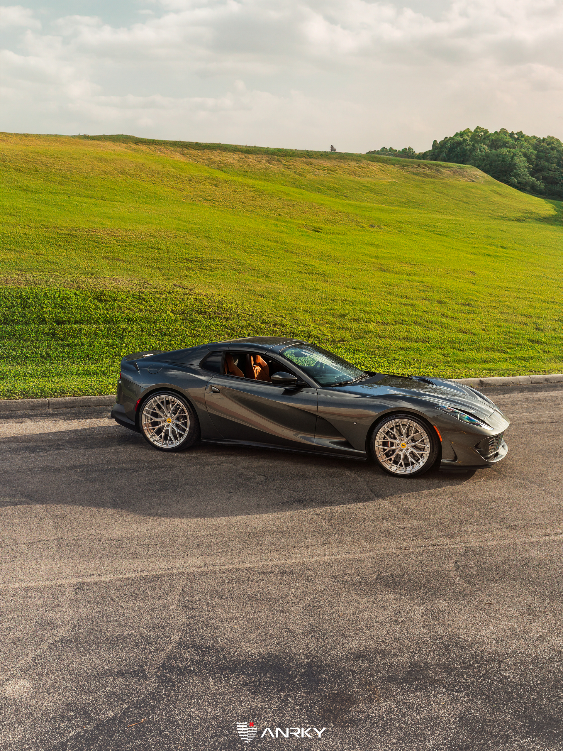 Ferrari 812 | Grigio Silver Stone | on ANRKY AN20 | Brushed Clear
