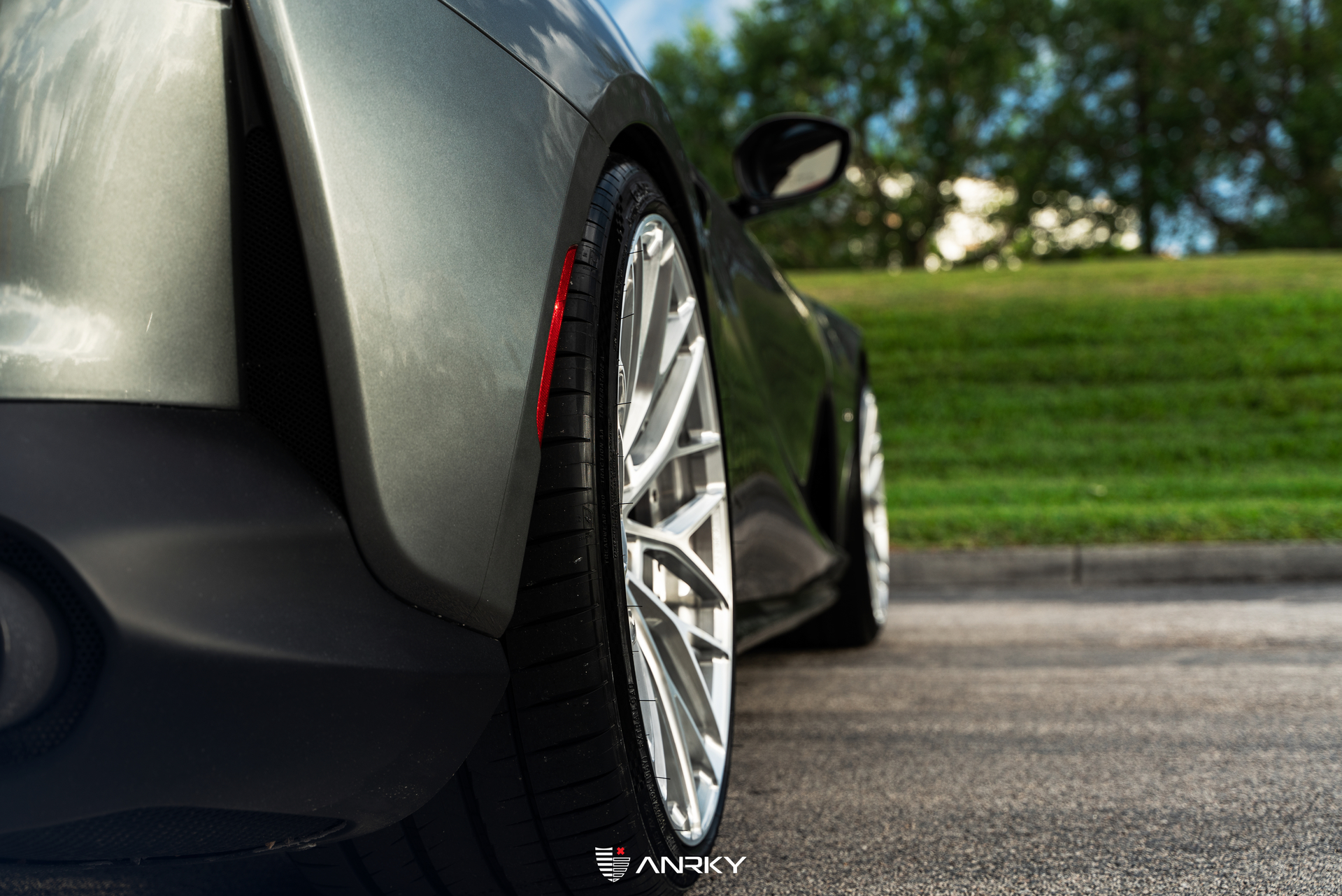 Ferrari 812 | Grigio Silver Stone | on ANRKY AN20 | Brushed Clear