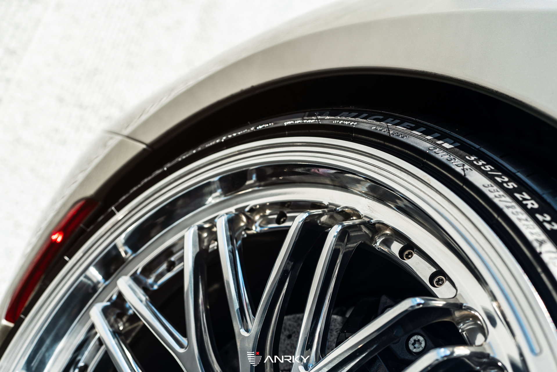 Ferrari F8 | | on ANRKY JDX-220 | Two Tone: Brushed Face + Mirror Polished Windows