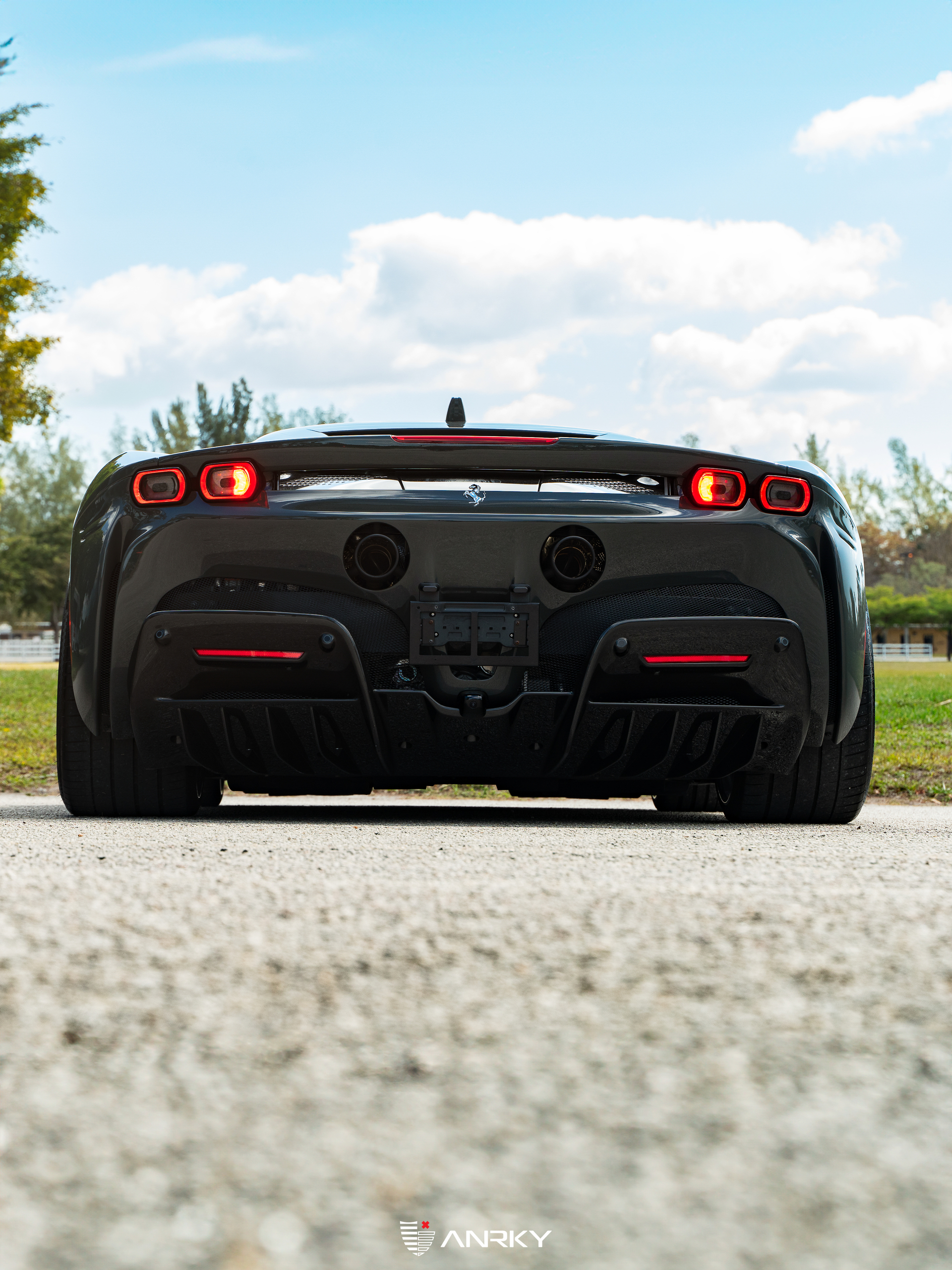 Ferrari SF90 Stradale | Grigio Medio | ANRKY RS5.3 | Brushed Clear