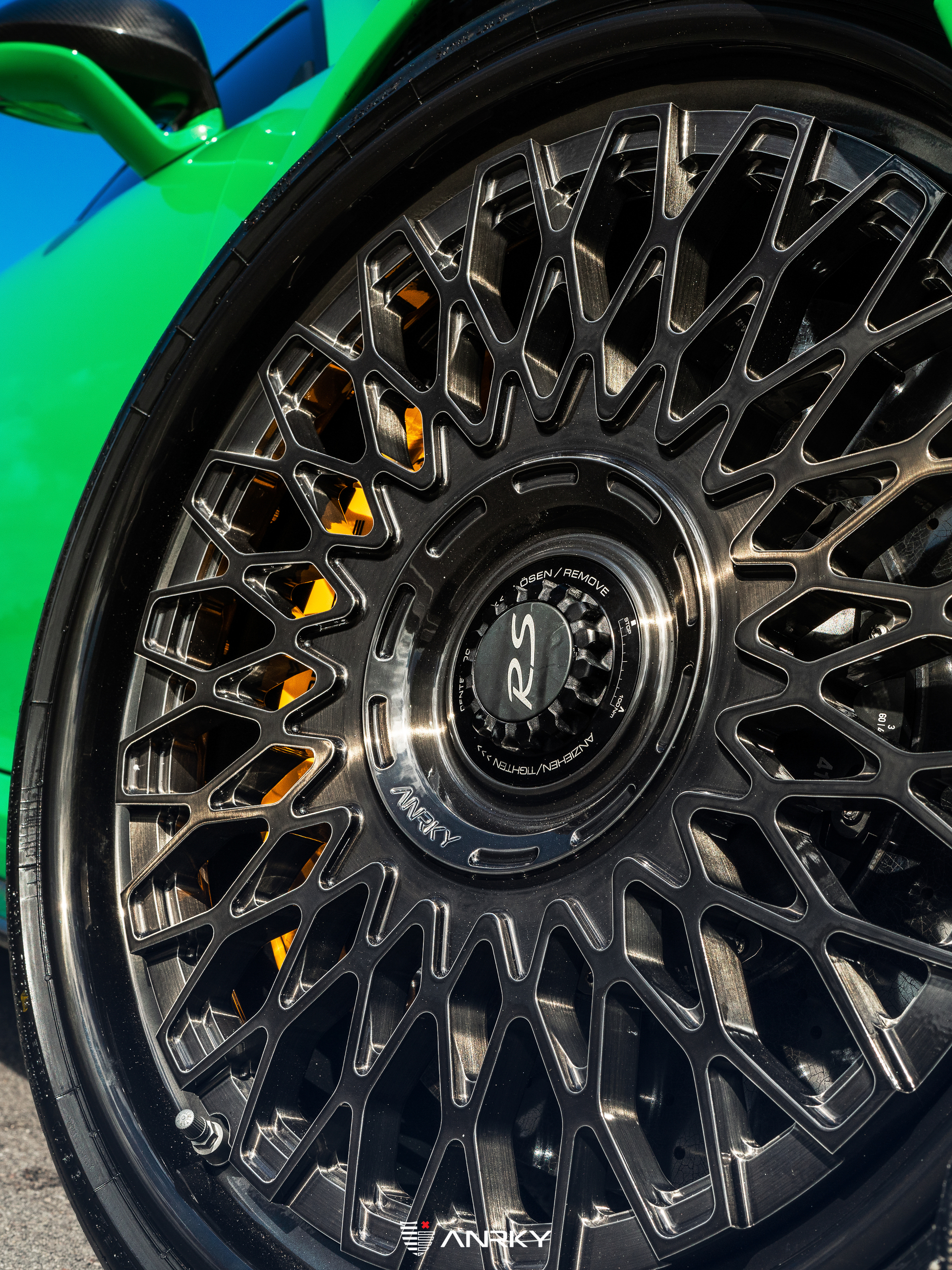 Porsche 991 GT2RS | Lizard Green | on ANRKY RS7.3 + AEROSport | Brushed Smoke