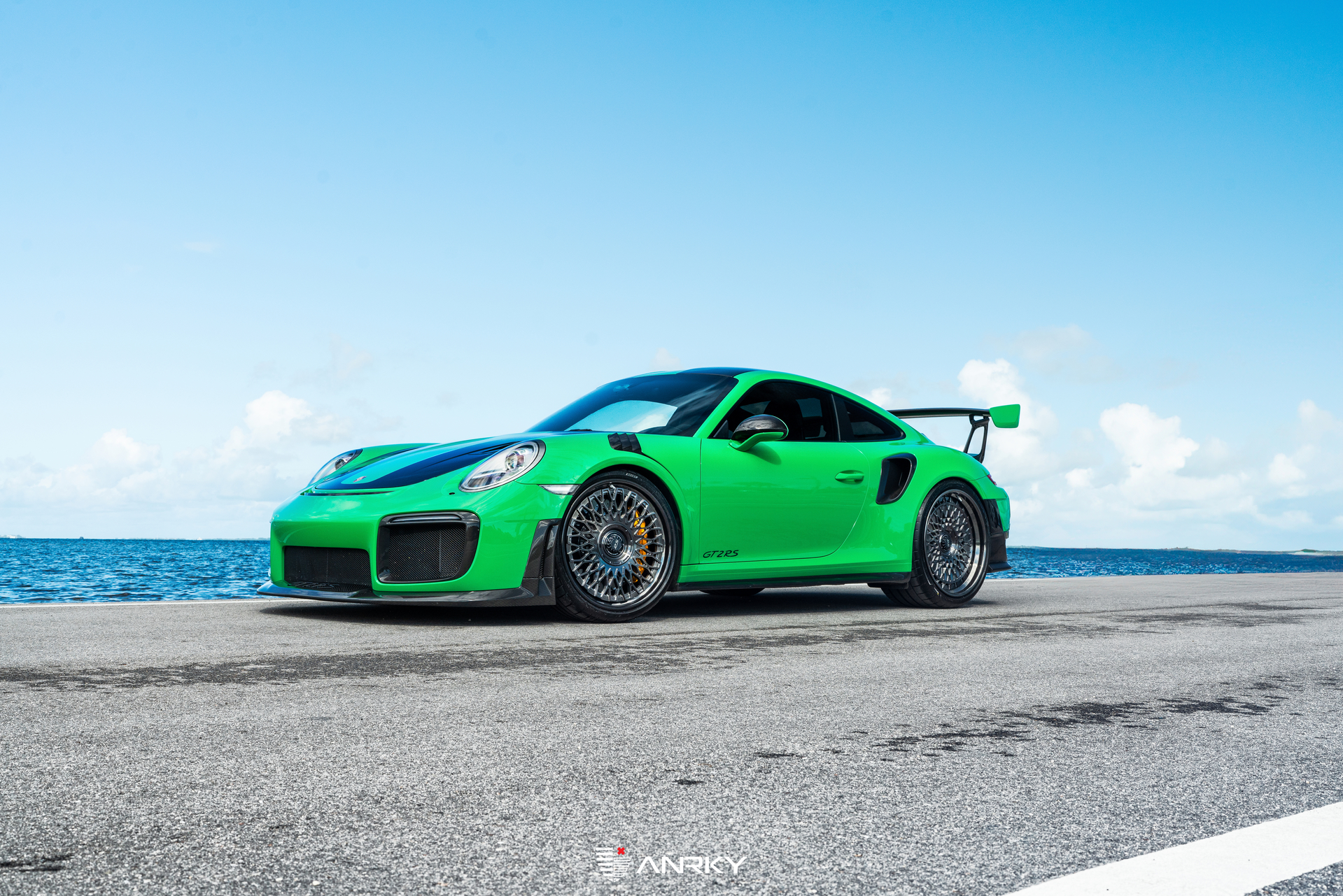 Porsche 991 GT2RS | Lizard Green | on ANRKY RS7.3 + AEROSport | Brushed Smoke