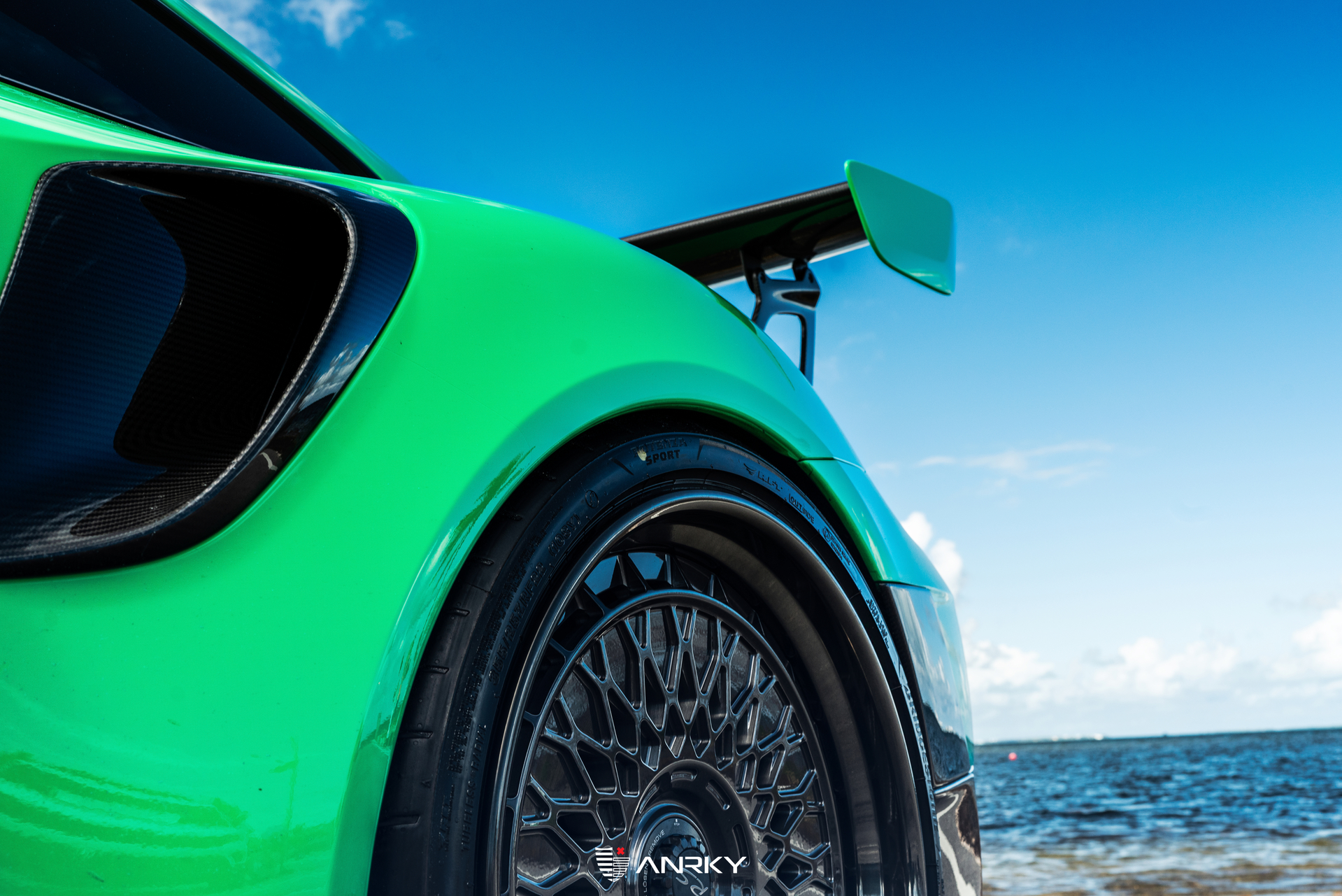 Porsche 991 GT2RS | Lizard Green | on ANRKY RS7.3 + AEROSport | Brushed Smoke
