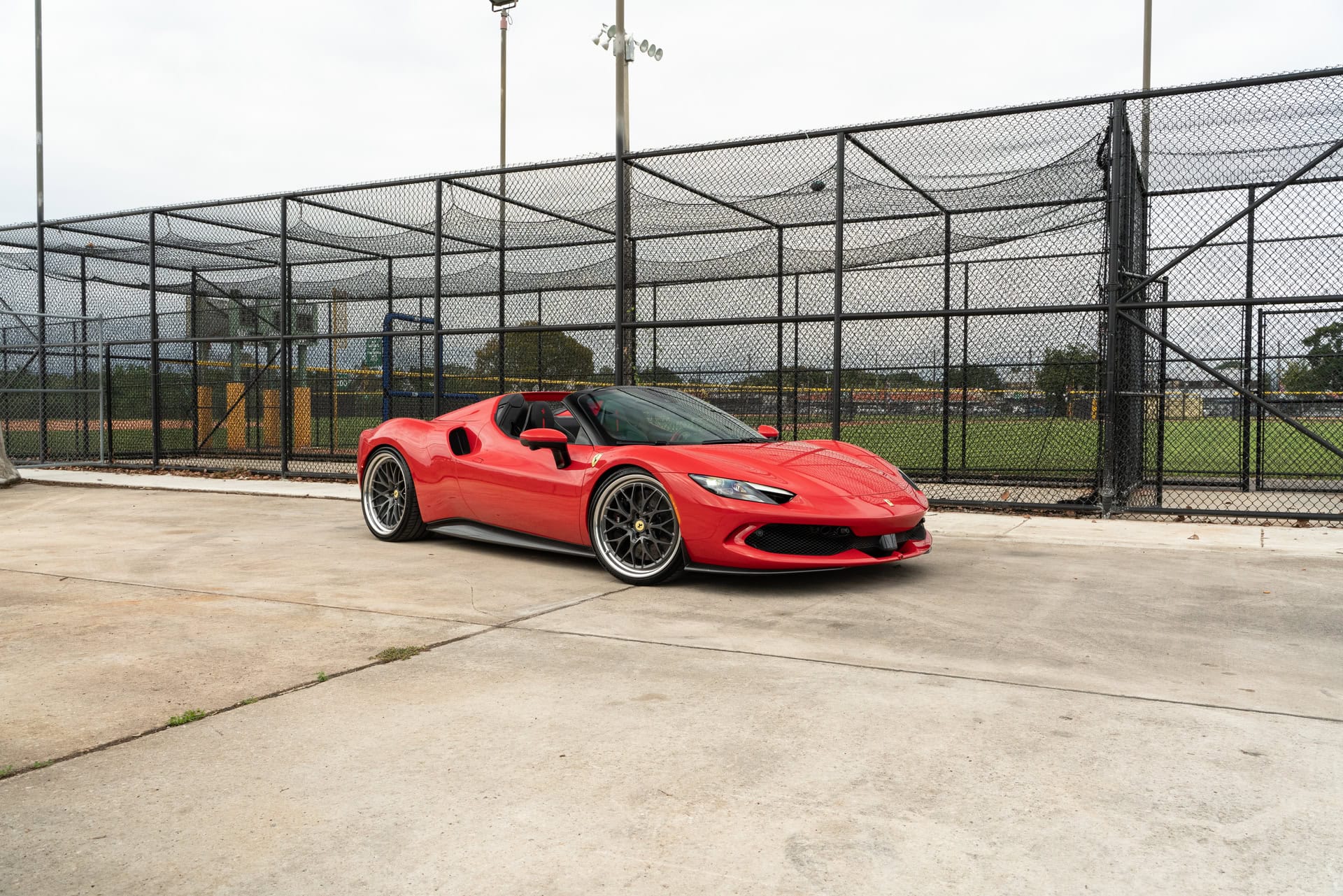 Photo 24 of Ferrari 296 GTS | Rosso Corsa | on HRE 520 FMR Classic | Gloss Charcoal