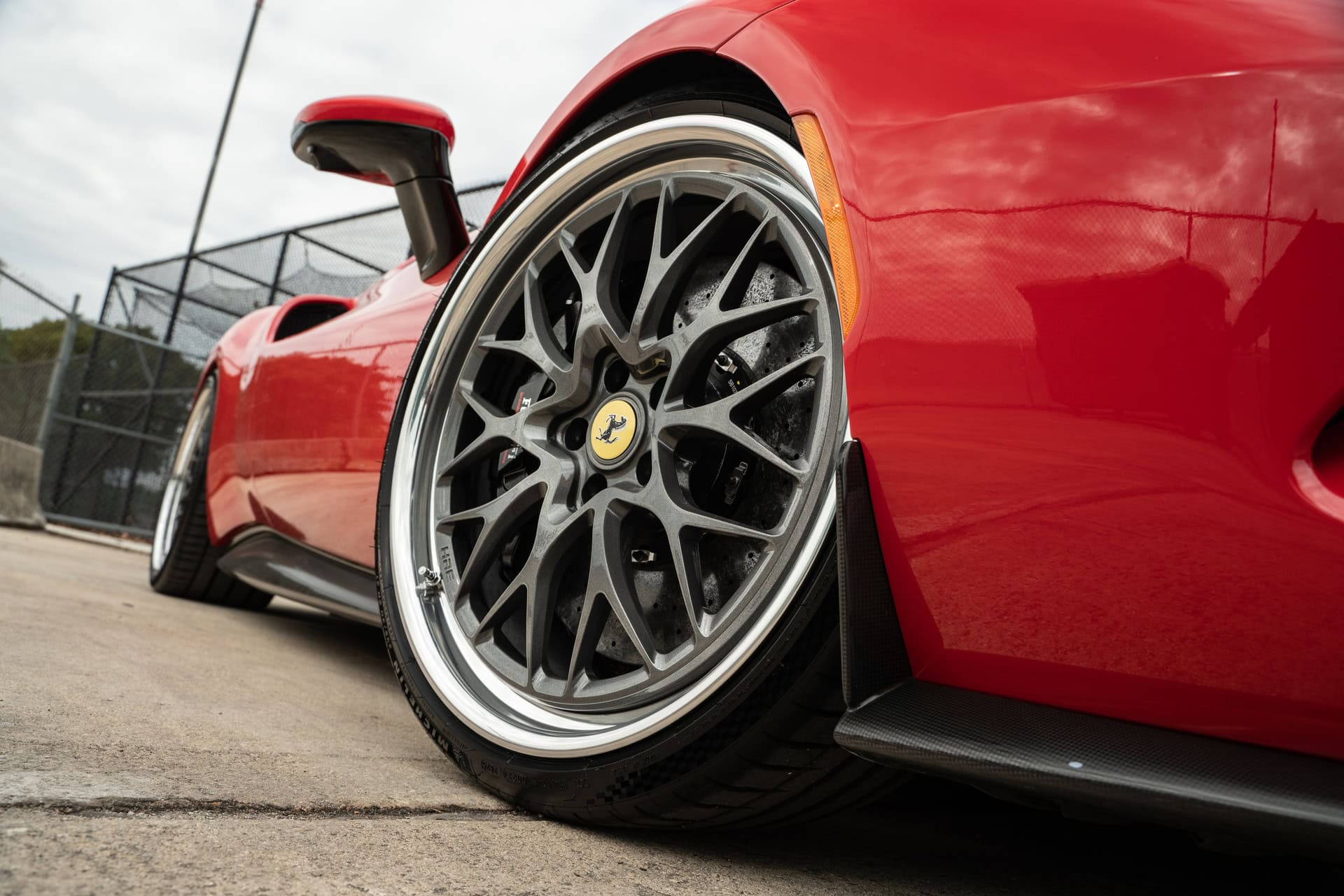 Photo 26 of Ferrari 296 GTS | Rosso Corsa | on HRE 520 FMR Classic | Gloss Charcoal