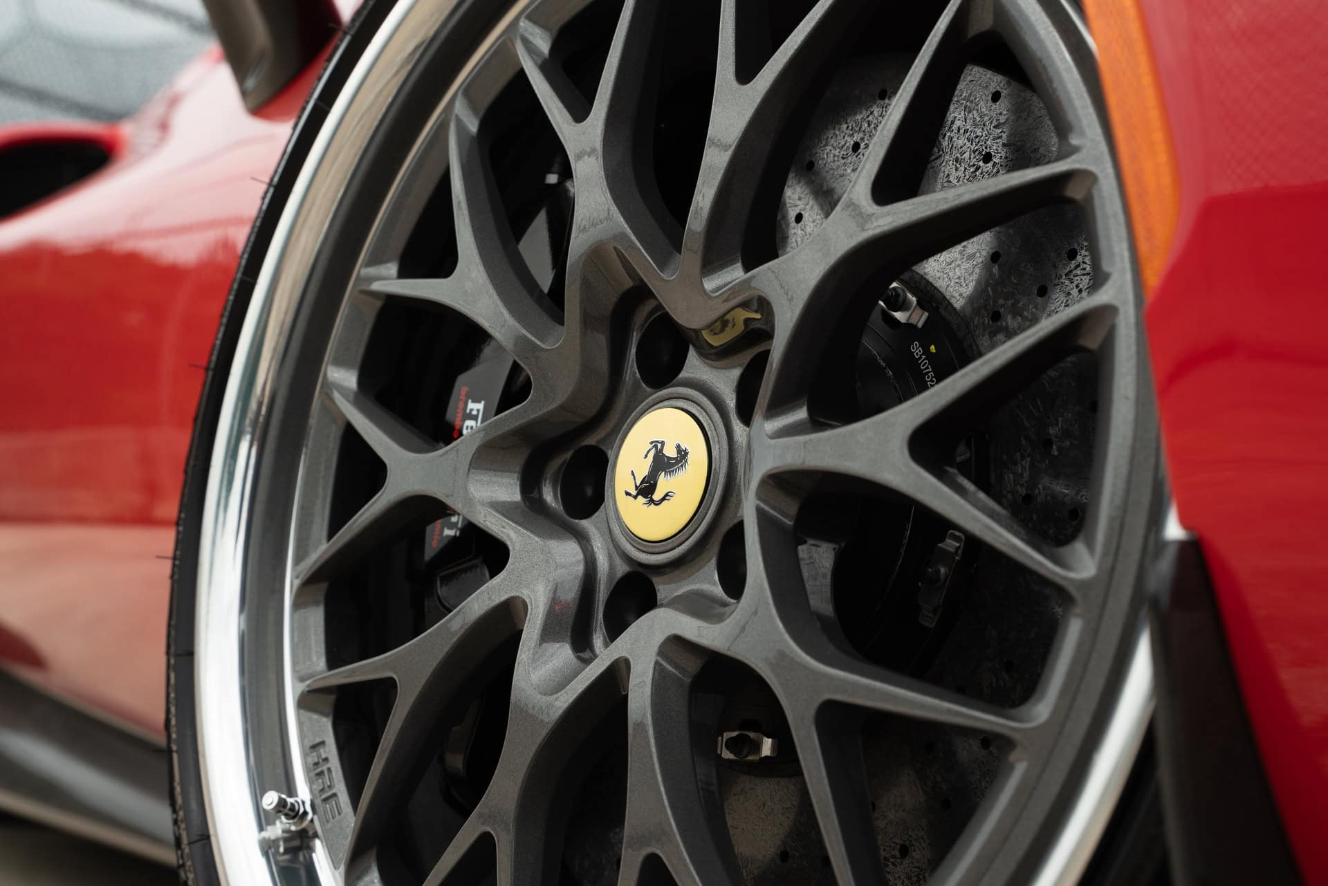 Photo 27 of Ferrari 296 GTS | Rosso Corsa | on HRE 520 FMR Classic | Gloss Charcoal