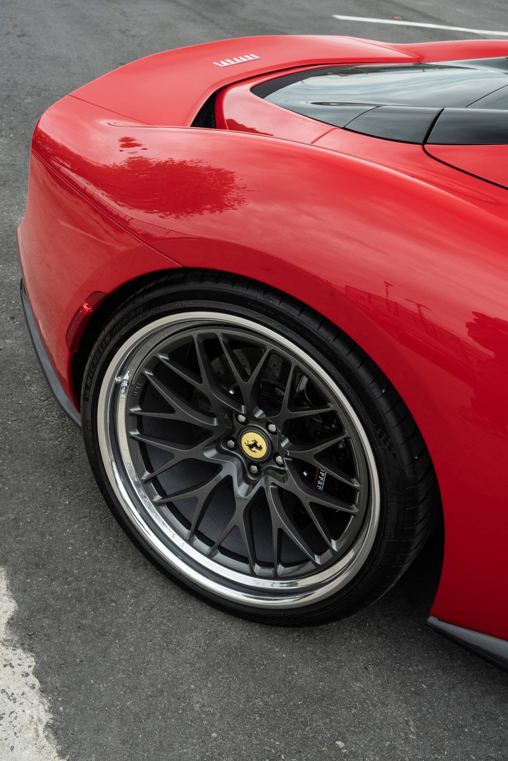Ferrari 296 GTS | Rosso Corsa | on HRE 520 FMR Classic | Gloss Charcoal