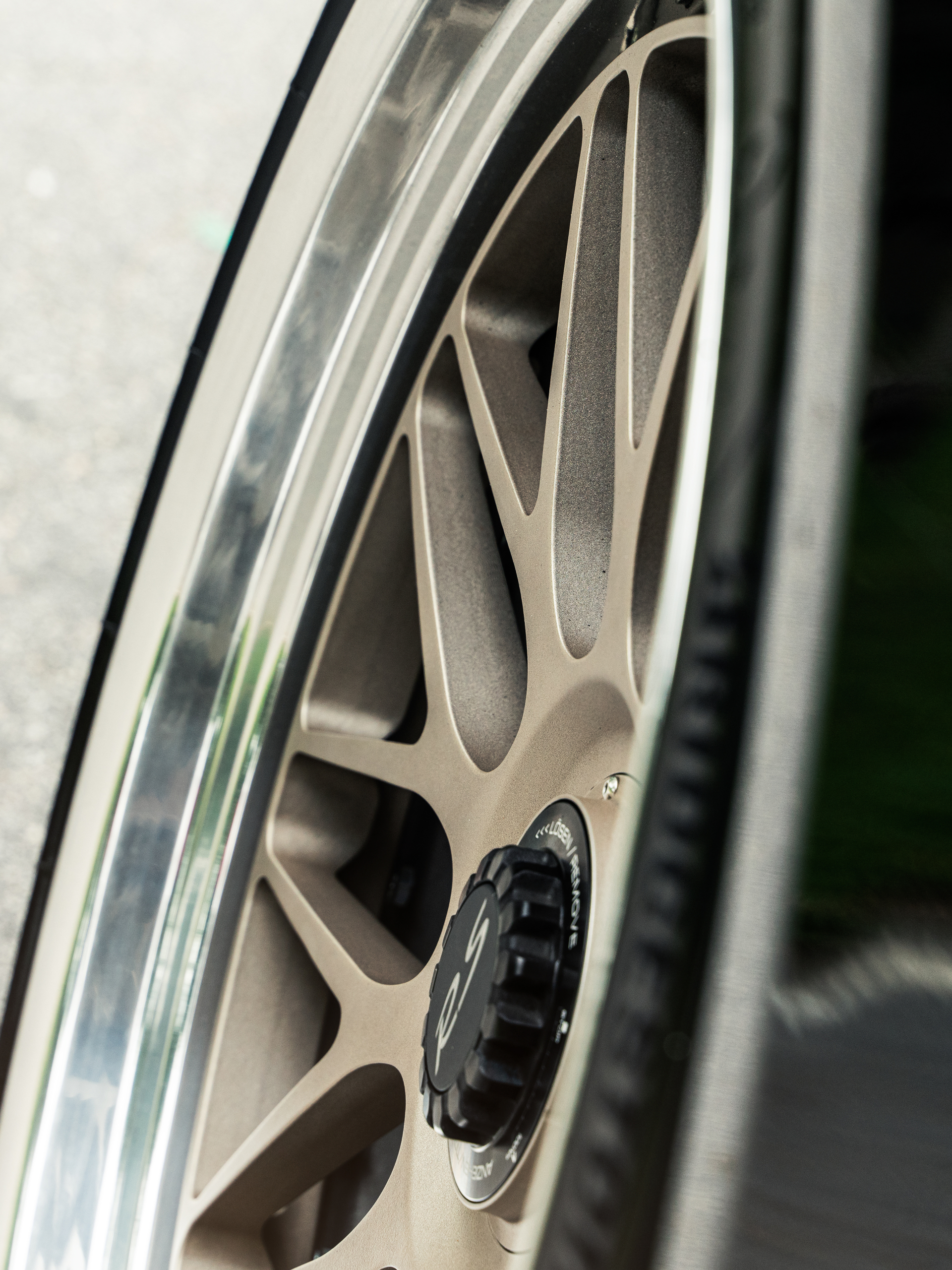 Porsche 991 GT3RS on HRE 300 Classics White Gold
