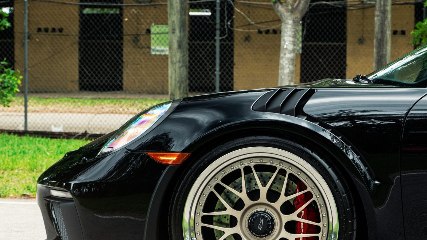 Porsche 991 GT3RS on HRE 300 Classics White Gold