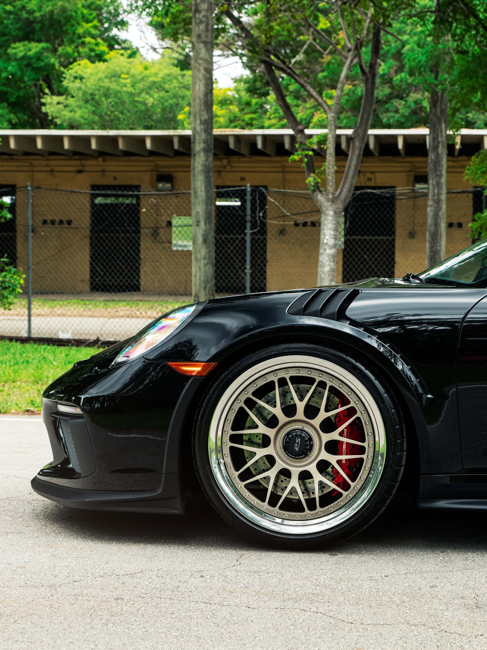 Porsche 991 GT3RS on HRE 300 Classics White Gold