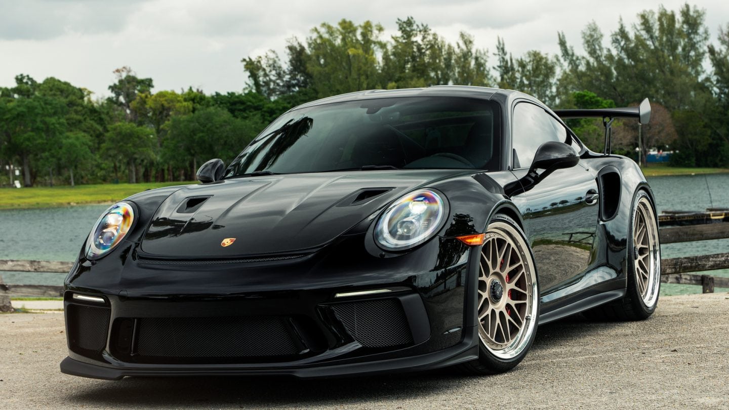 Porsche 991 GT3RS on HRE 300 Classics White Gold