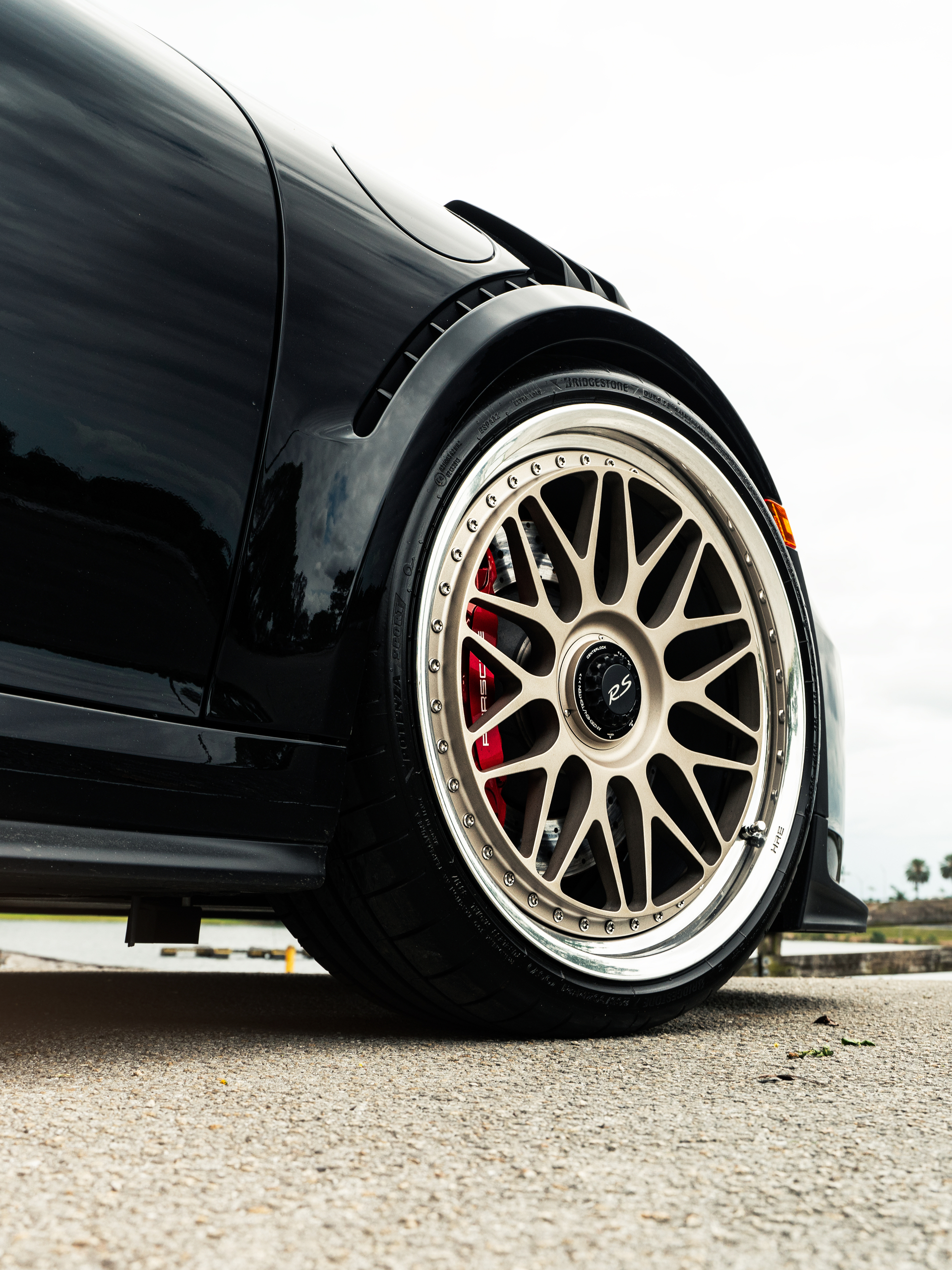 Porsche 991 GT3RS on HRE 300 Classics White Gold