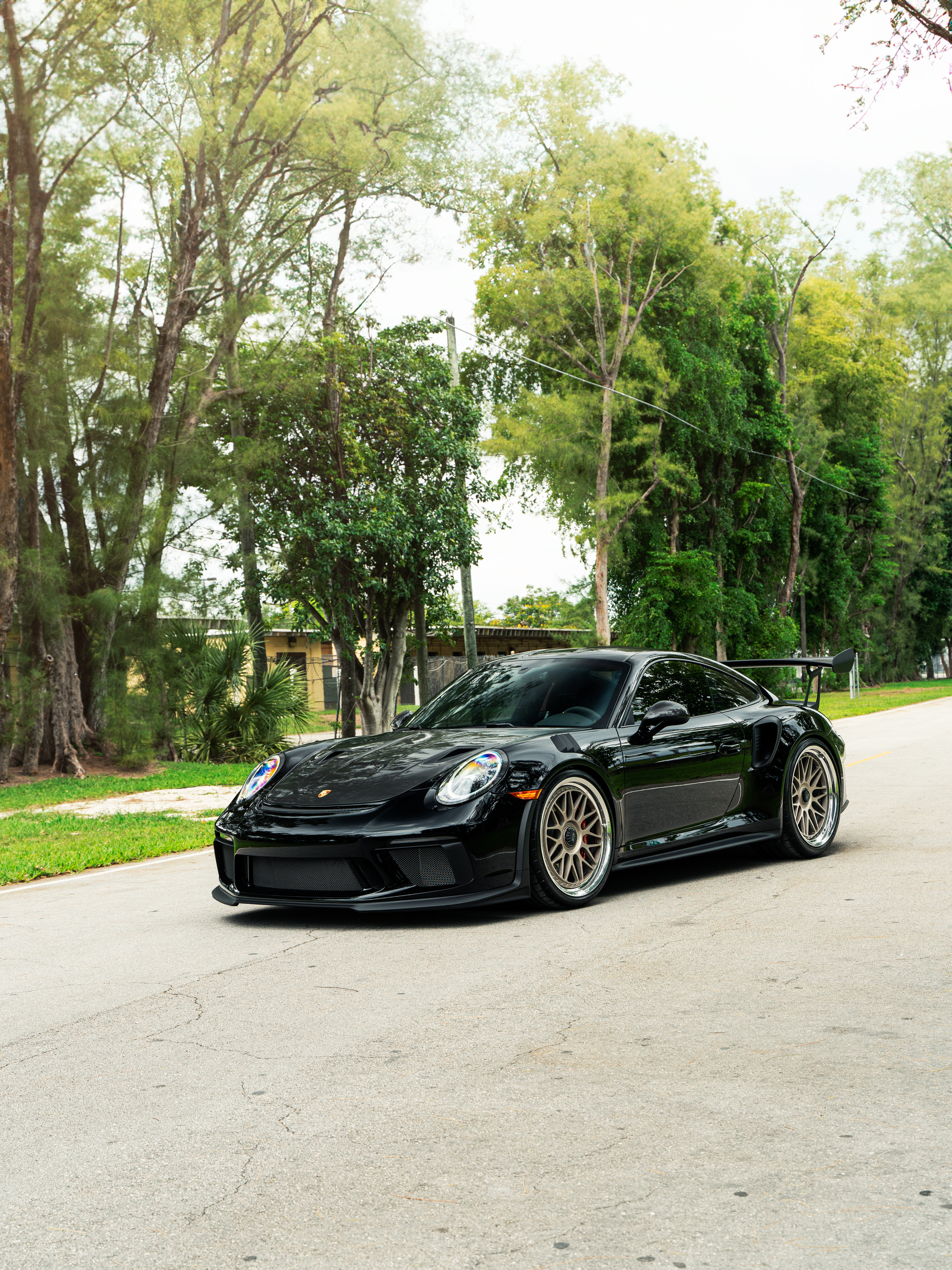 Porsche 991 GT3RS on HRE 300 Classics White Gold