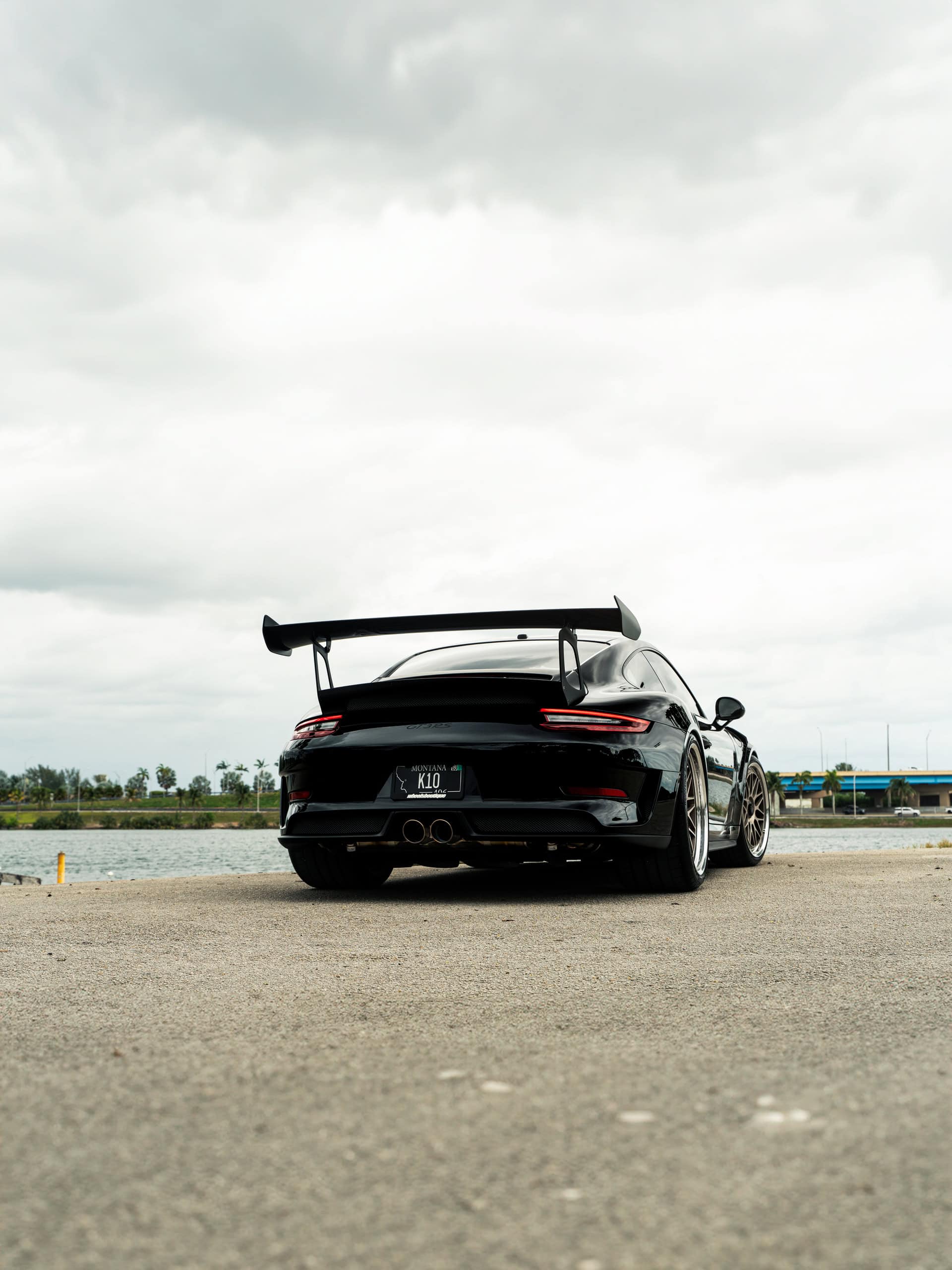 Porsche 991 GT3RS on HRE 300 Classics White Gold