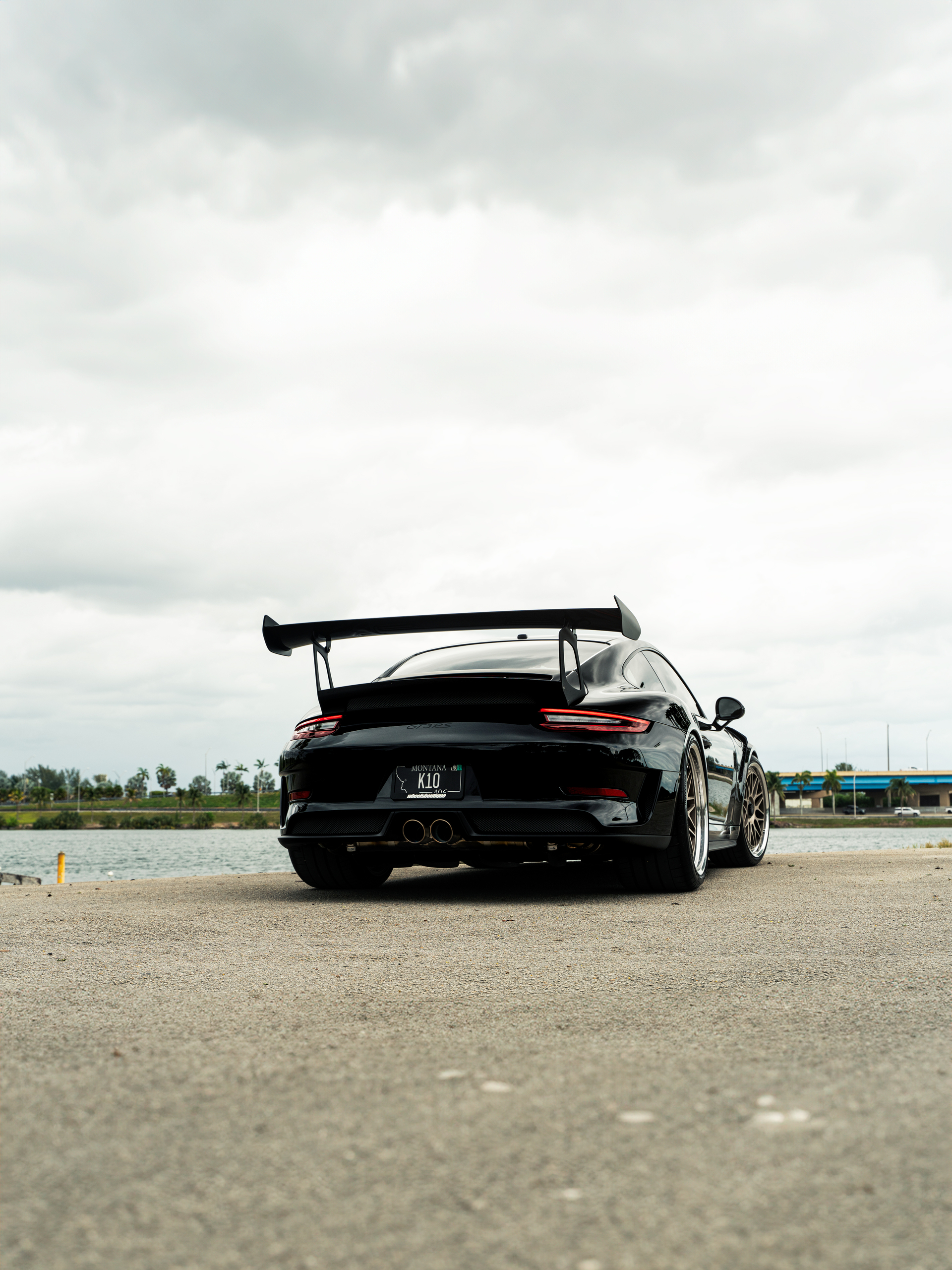 Porsche 991 GT3RS on HRE 300 Classics White Gold
