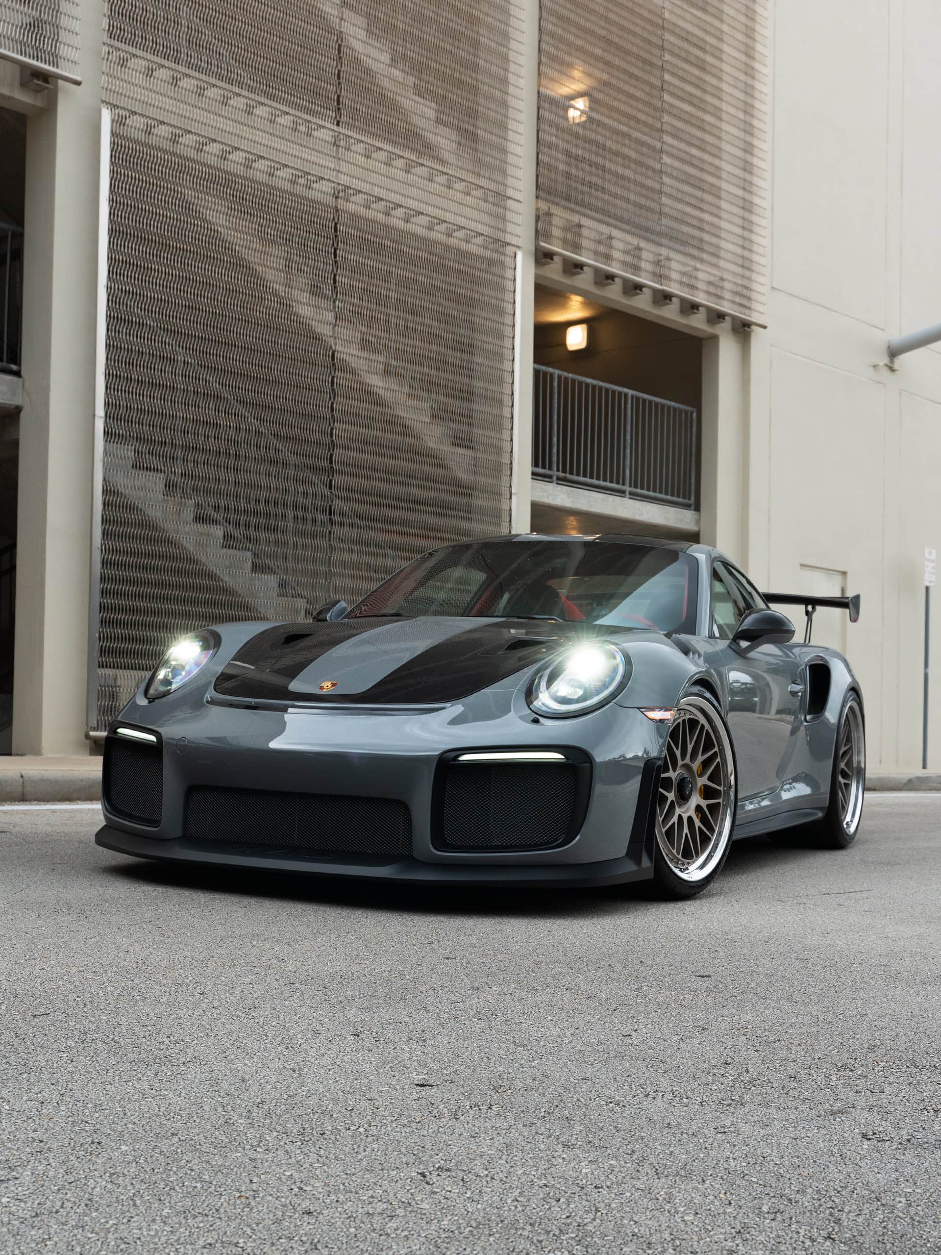 Porsche 991.2 GT2 RS | Nardo Gray | on HRE Classic 300 FMR | Satin White Gold