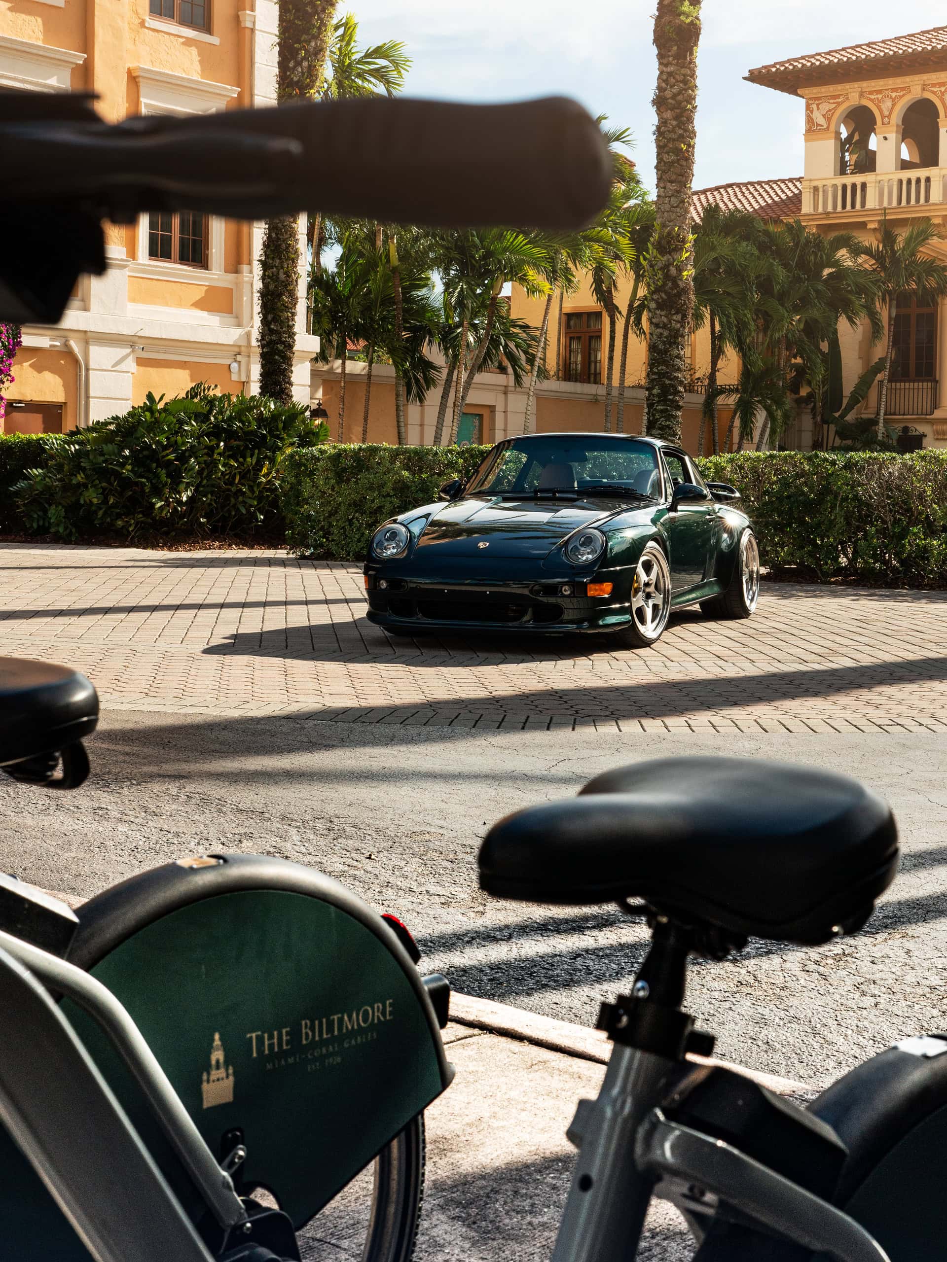Porsche 993 Turbo S | British Racing Green | on HRE 527 S | Brushed Clear