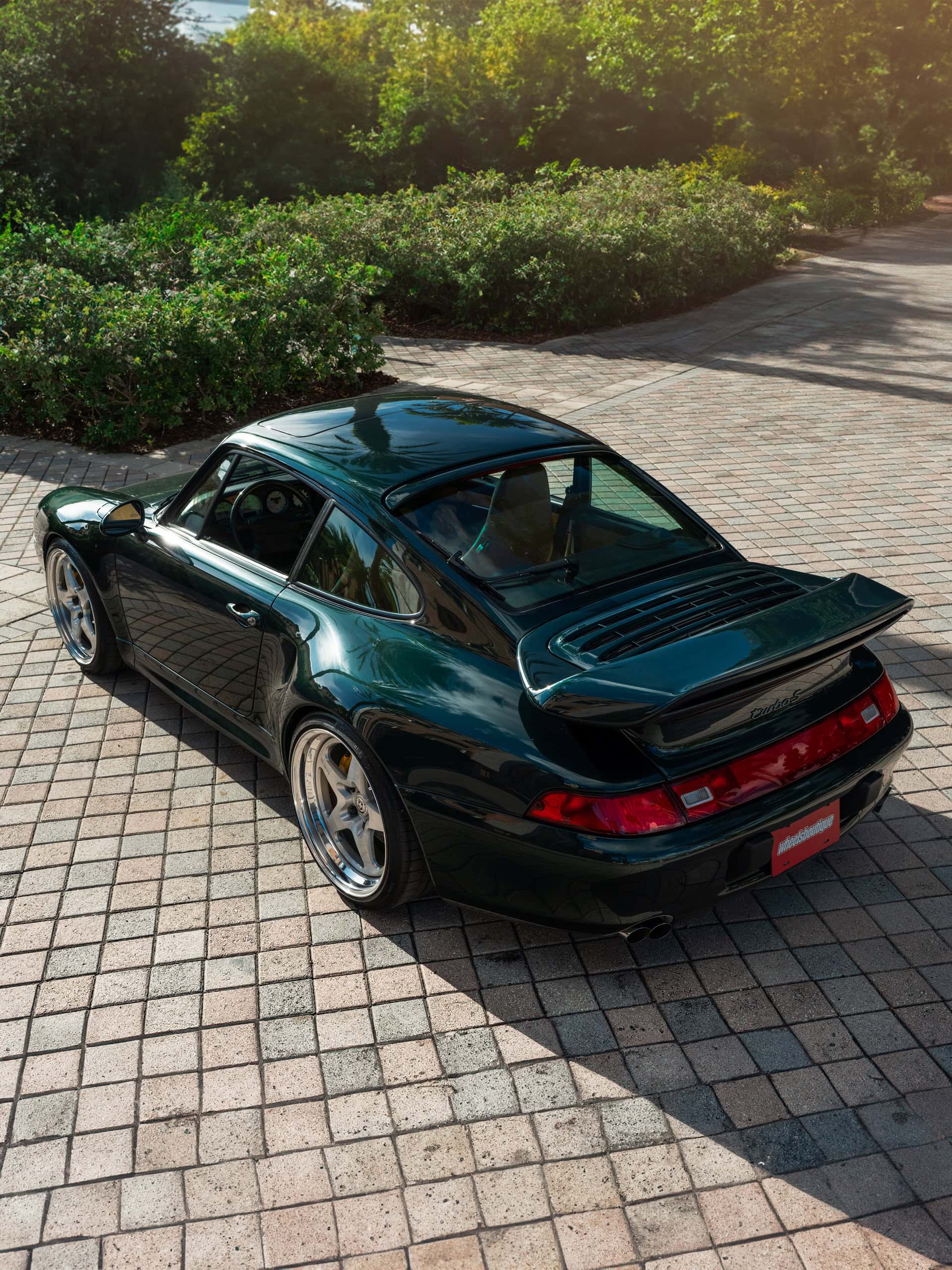 Porsche 993 Turbo S | British Racing Green | on HRE 527 S | Brushed Clear