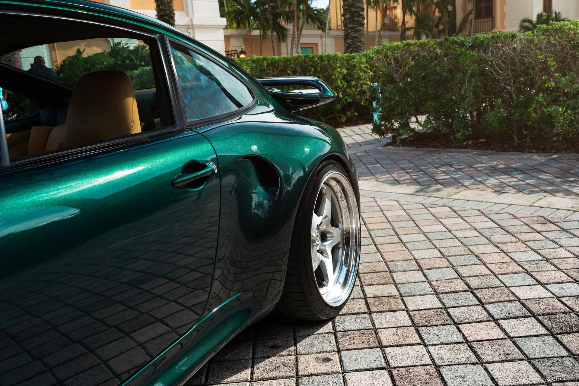 Porsche 993 Turbo S | British Racing Green | on HRE 527 S | Brushed Clear