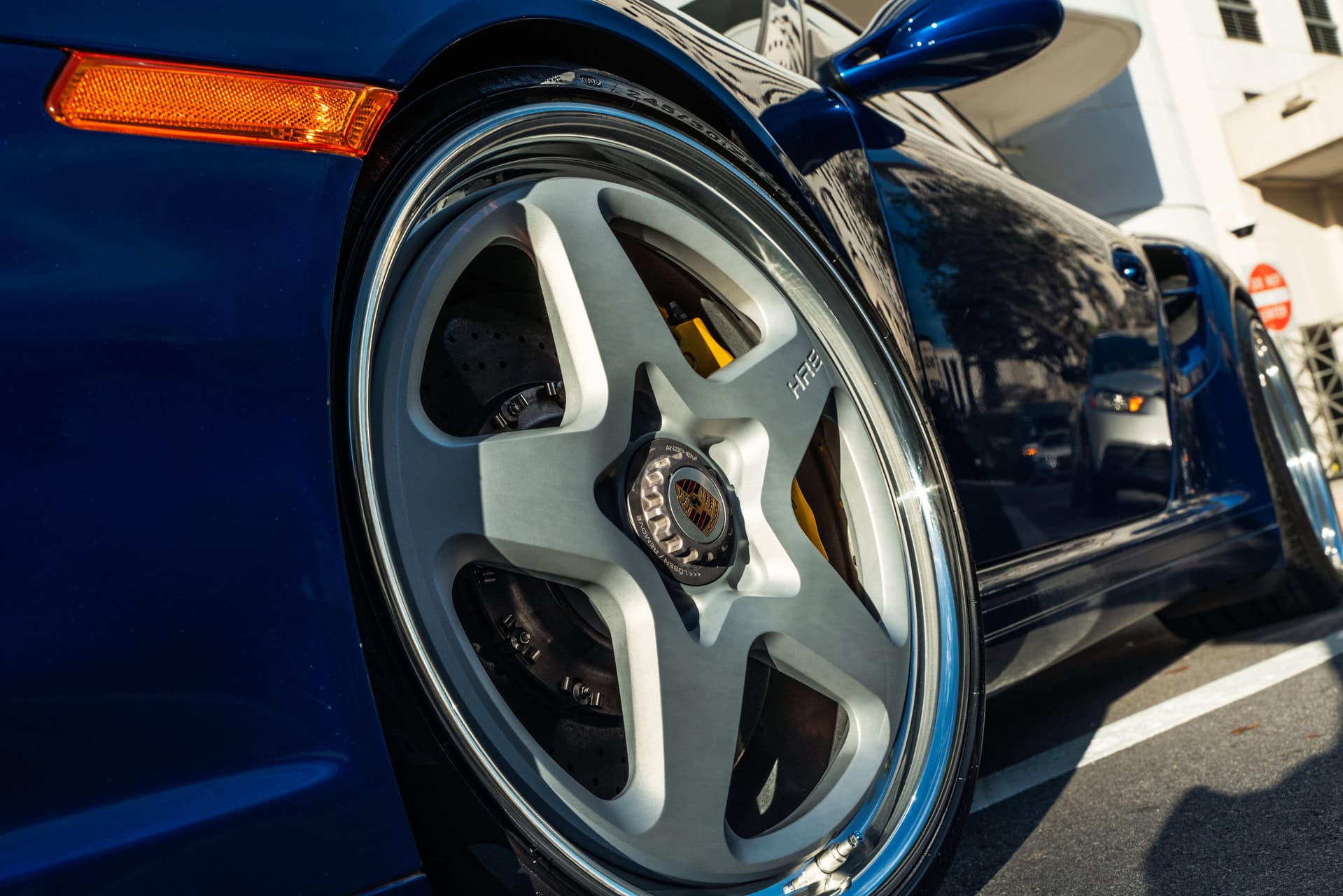 Porsche 997 Turbo | Aqua Blue Metallic | HRE 527 FMR | Satin Silver