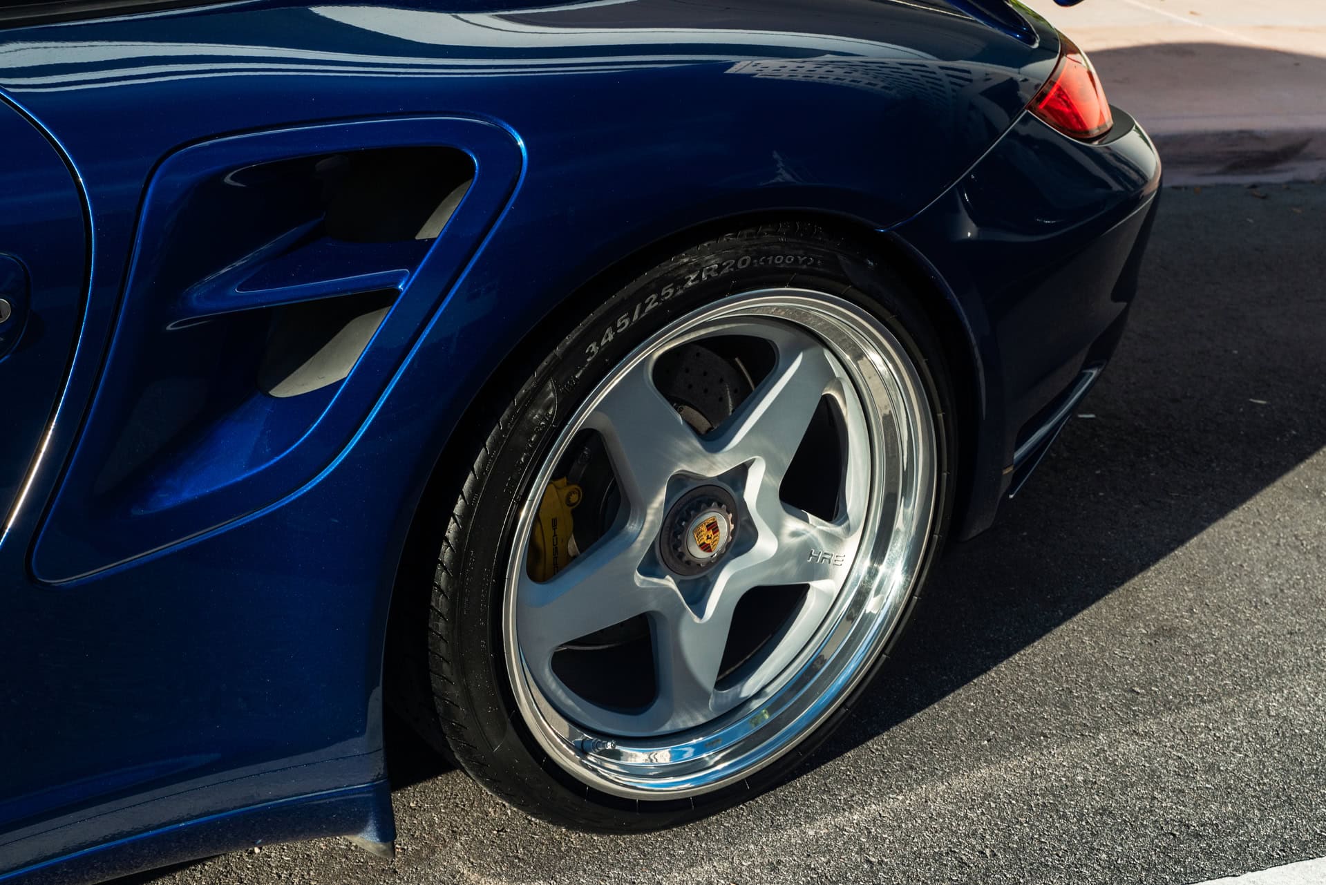 Porsche 997 Turbo | Aqua Blue Metallic | HRE 527 FMR | Satin Silver