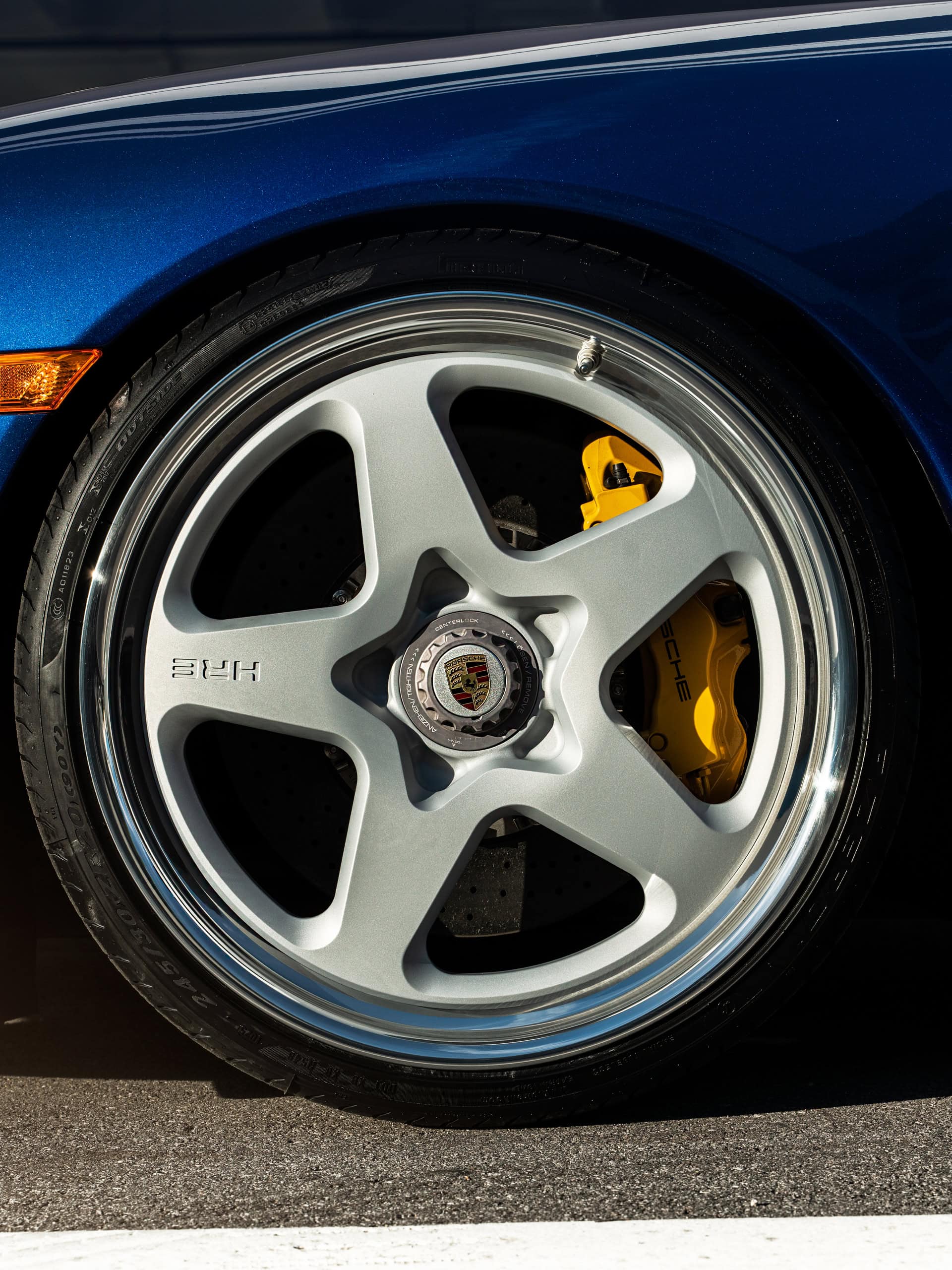 Porsche 997 Turbo | Aqua Blue Metallic | HRE 527 FMR | Satin Silver
