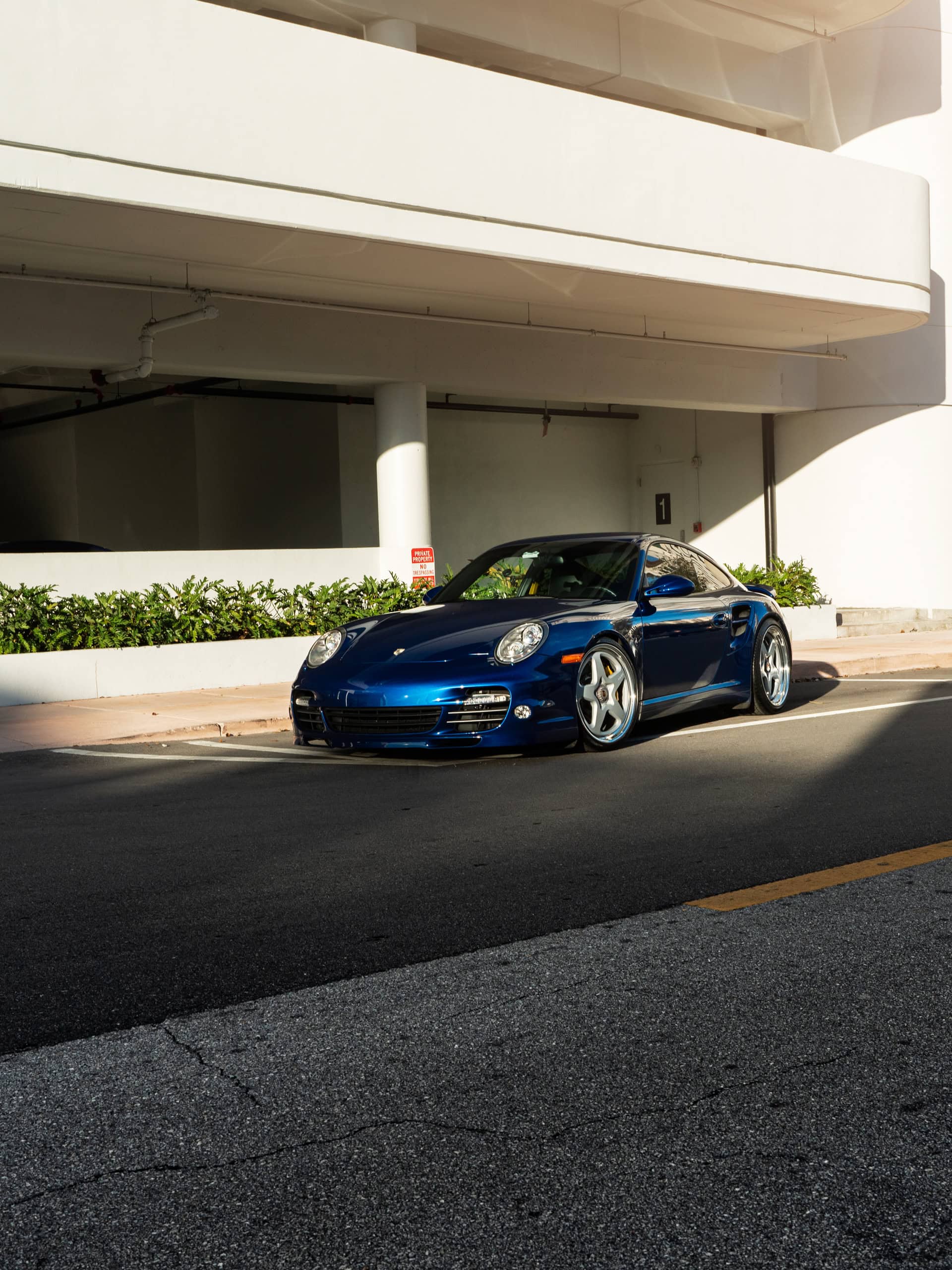 Porsche 997 Turbo | Aqua Blue Metallic | HRE 527 FMR | Satin Silver