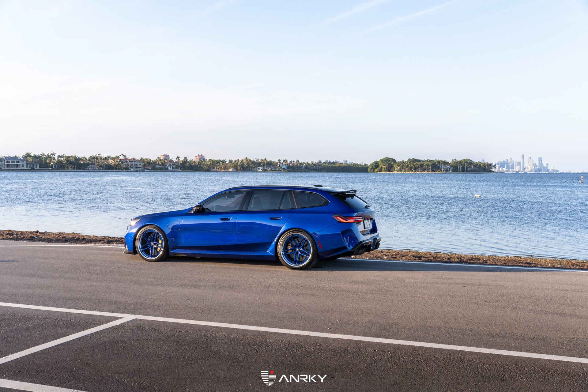 Photo 23 of G99 BMW M5 Touring | ANRKY XR-370 | Marina Bay Blue