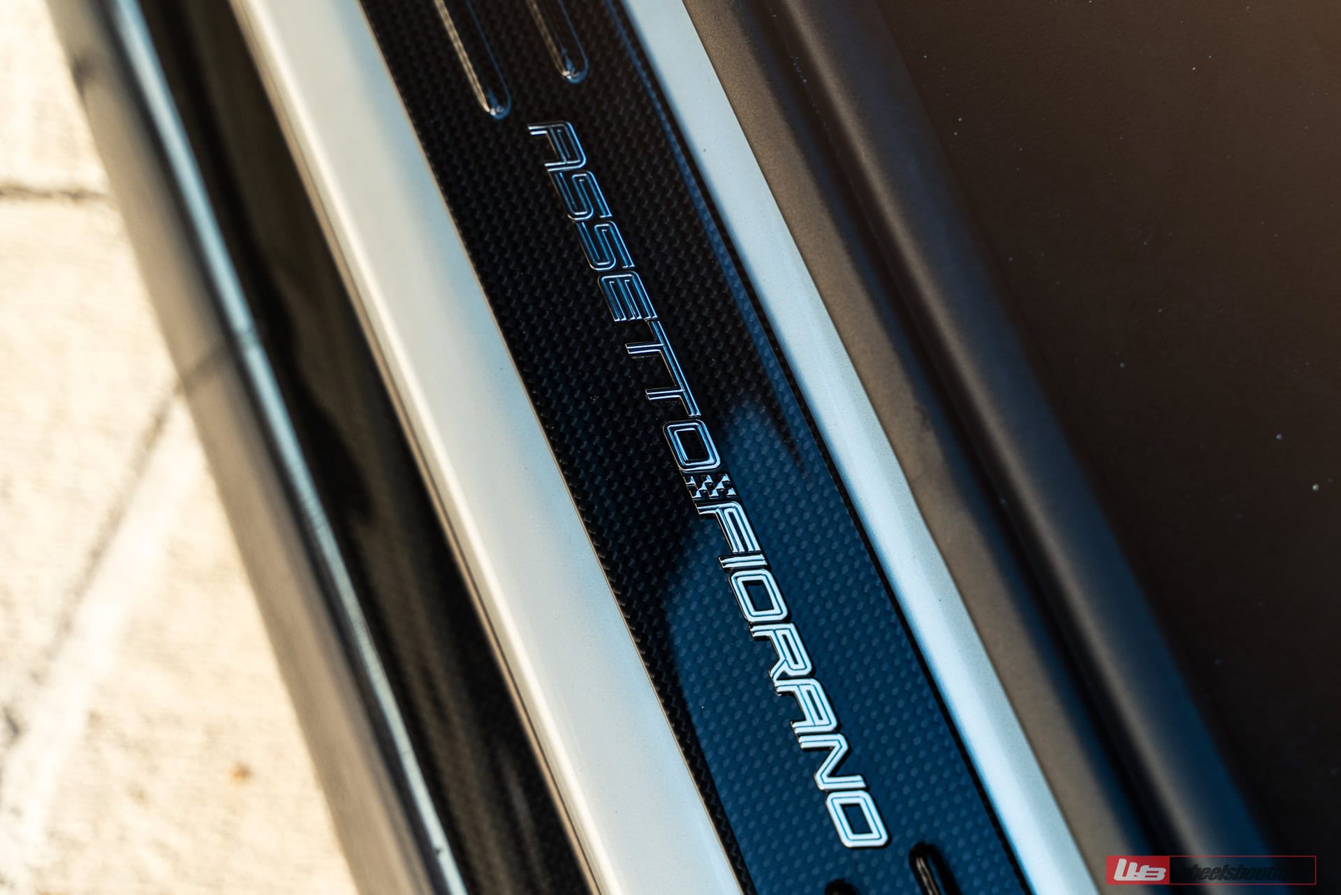 Photo 25 of Ferrari 296 GTS | Bianco Avus | on ANRKY JDX-320 | Brushed Clear